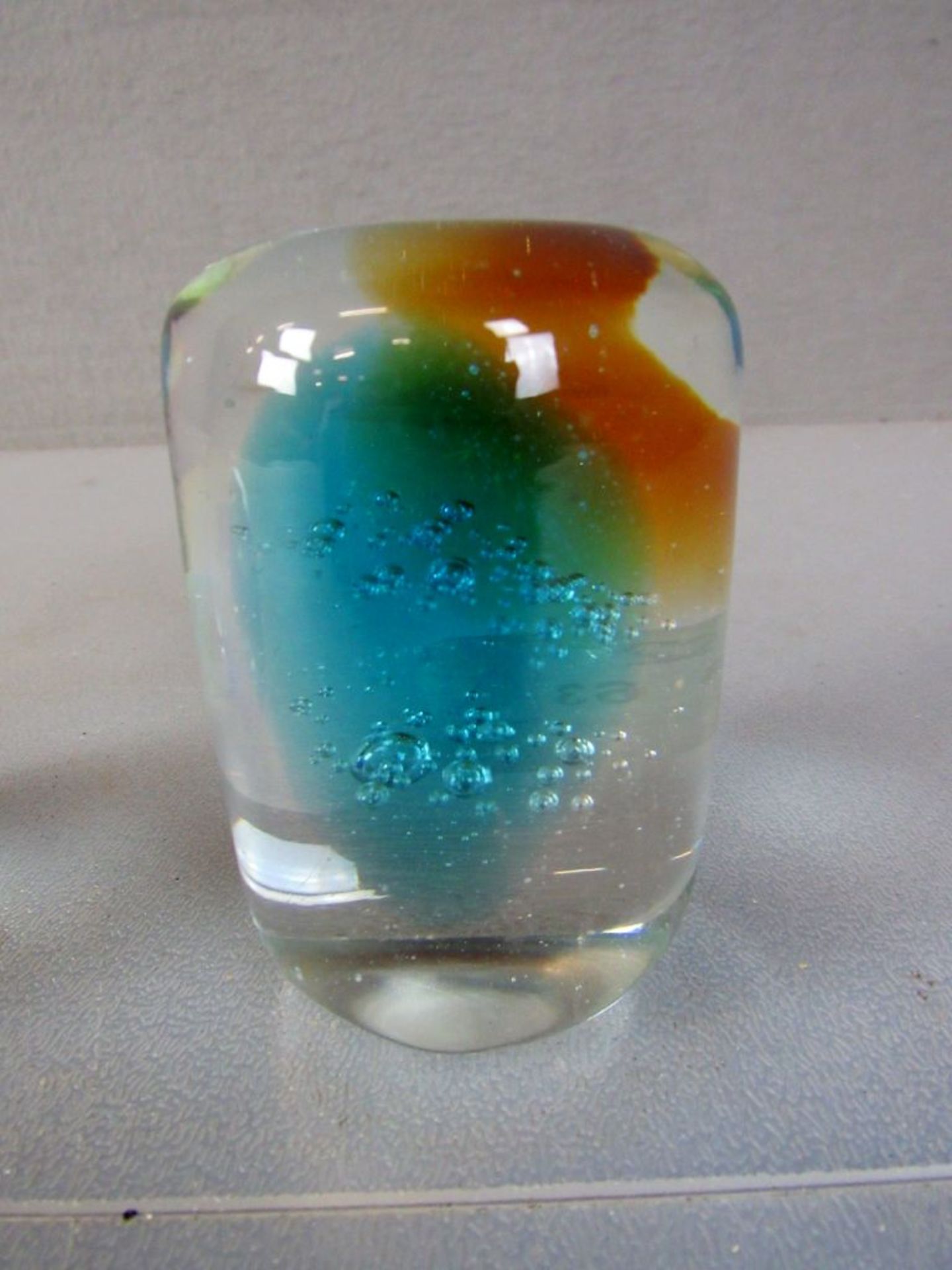 Zwei Paperweights Glas 1x - Image 6 of 12