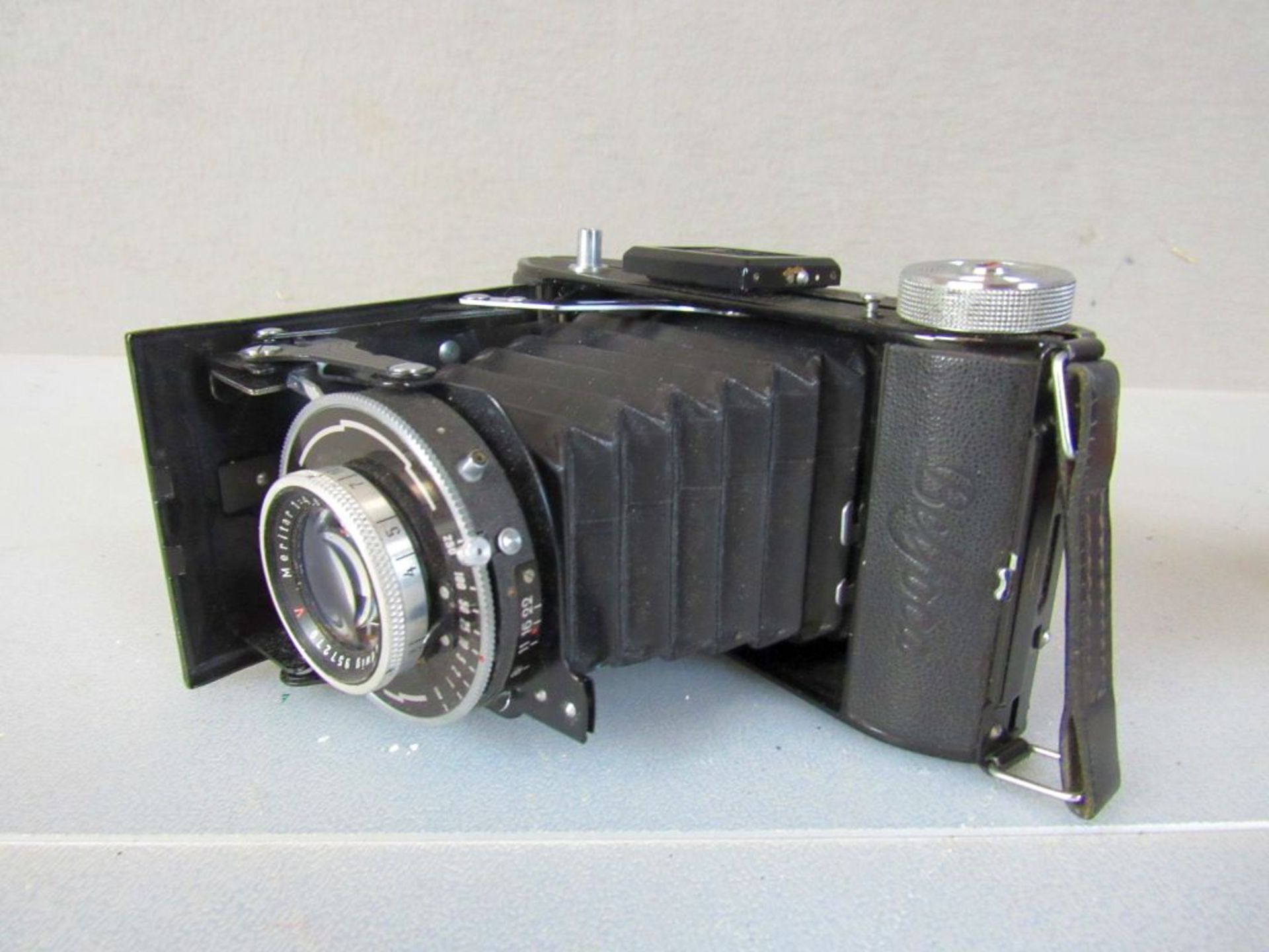 Antiker Fotoapparat in - Bild 9 aus 14