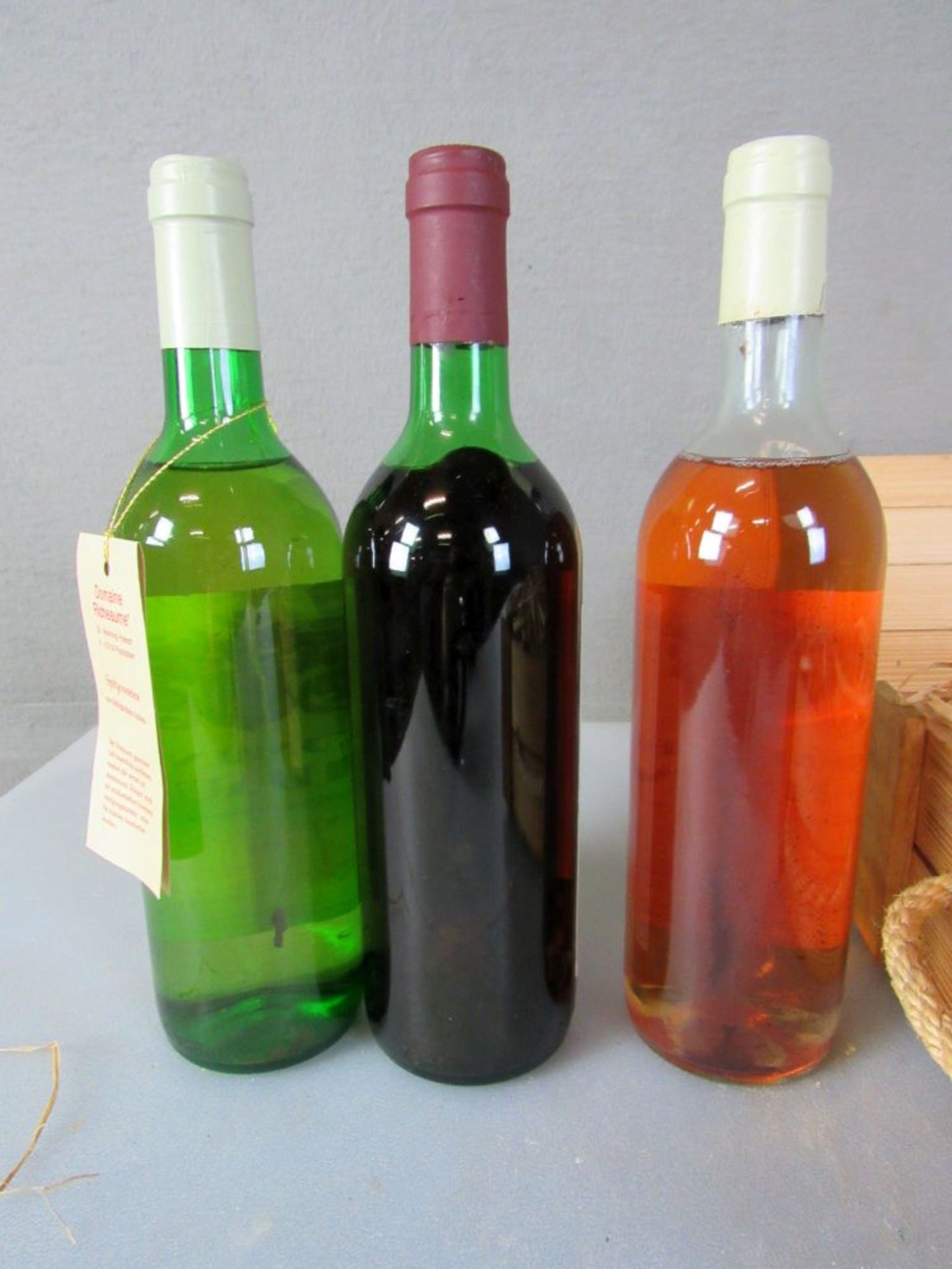Drei Flaschen Wein Frankreich in - Image 14 of 18