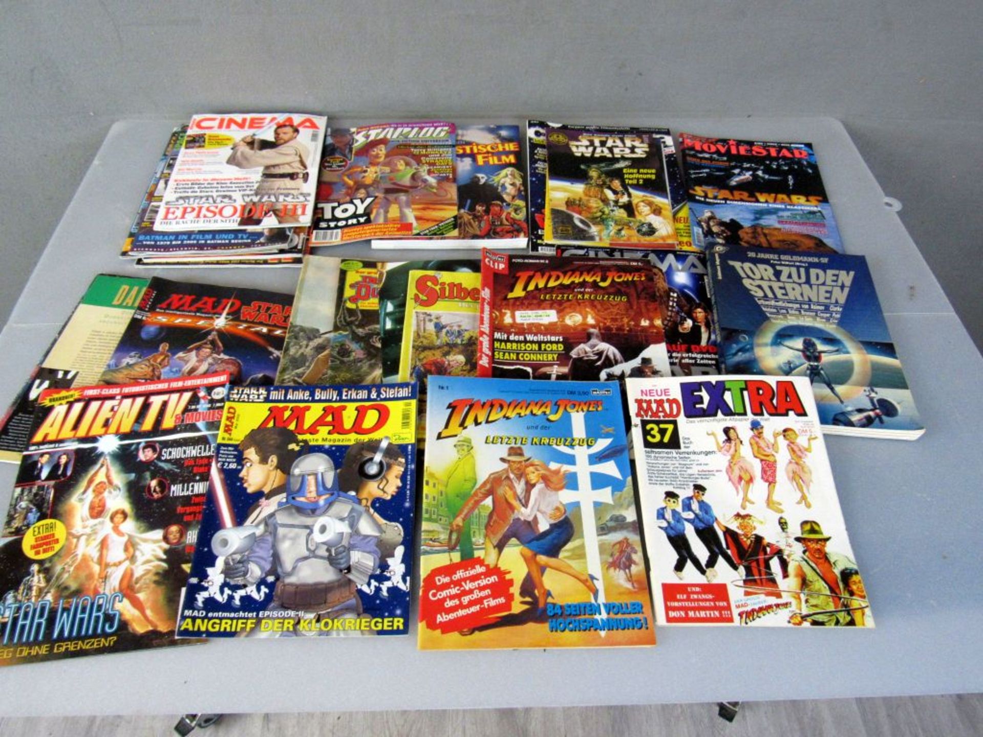 Konvolut Zeitschriften und Comics
