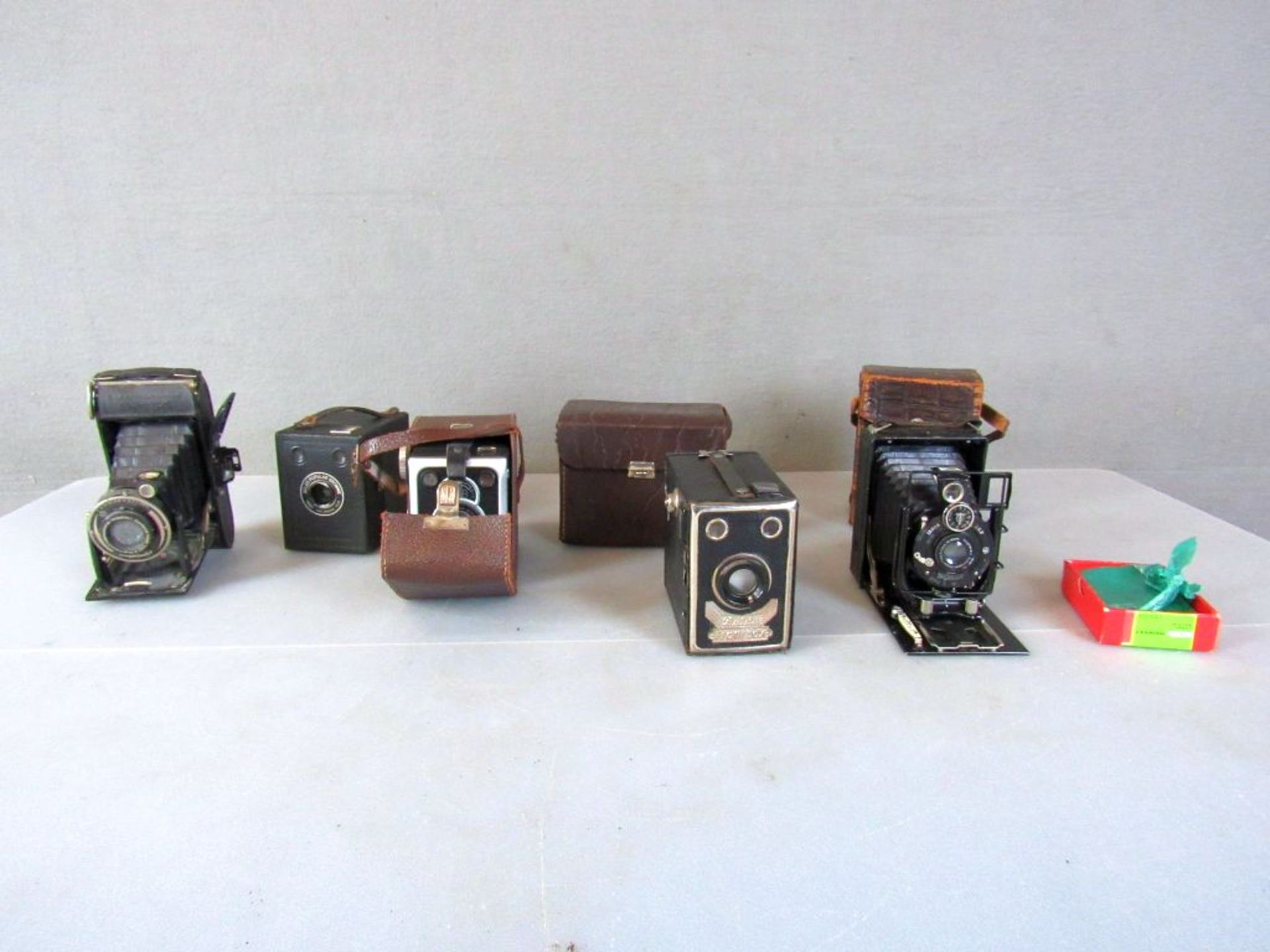 Interessantes Konvolut antike Kameras