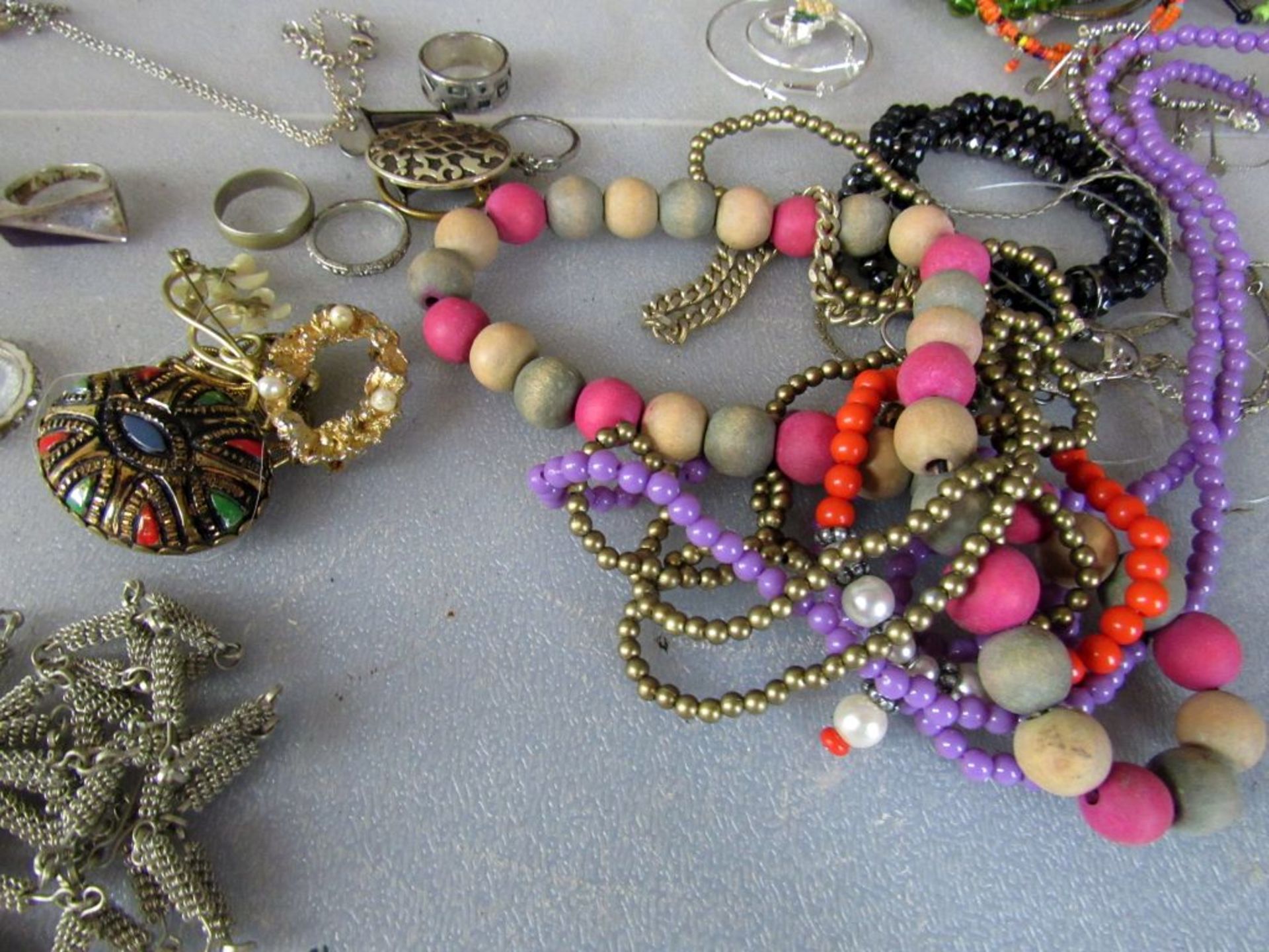 Interessantes Konvolut Modeschmuck - Bild 8 aus 8