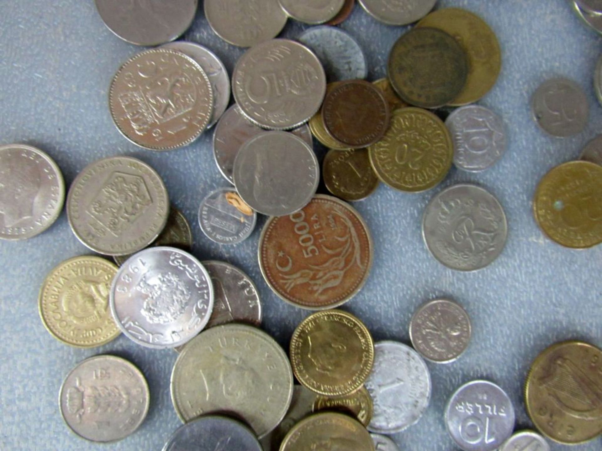 Konvolut Münzen und Scheine alle Welt - Bild 2 aus 10