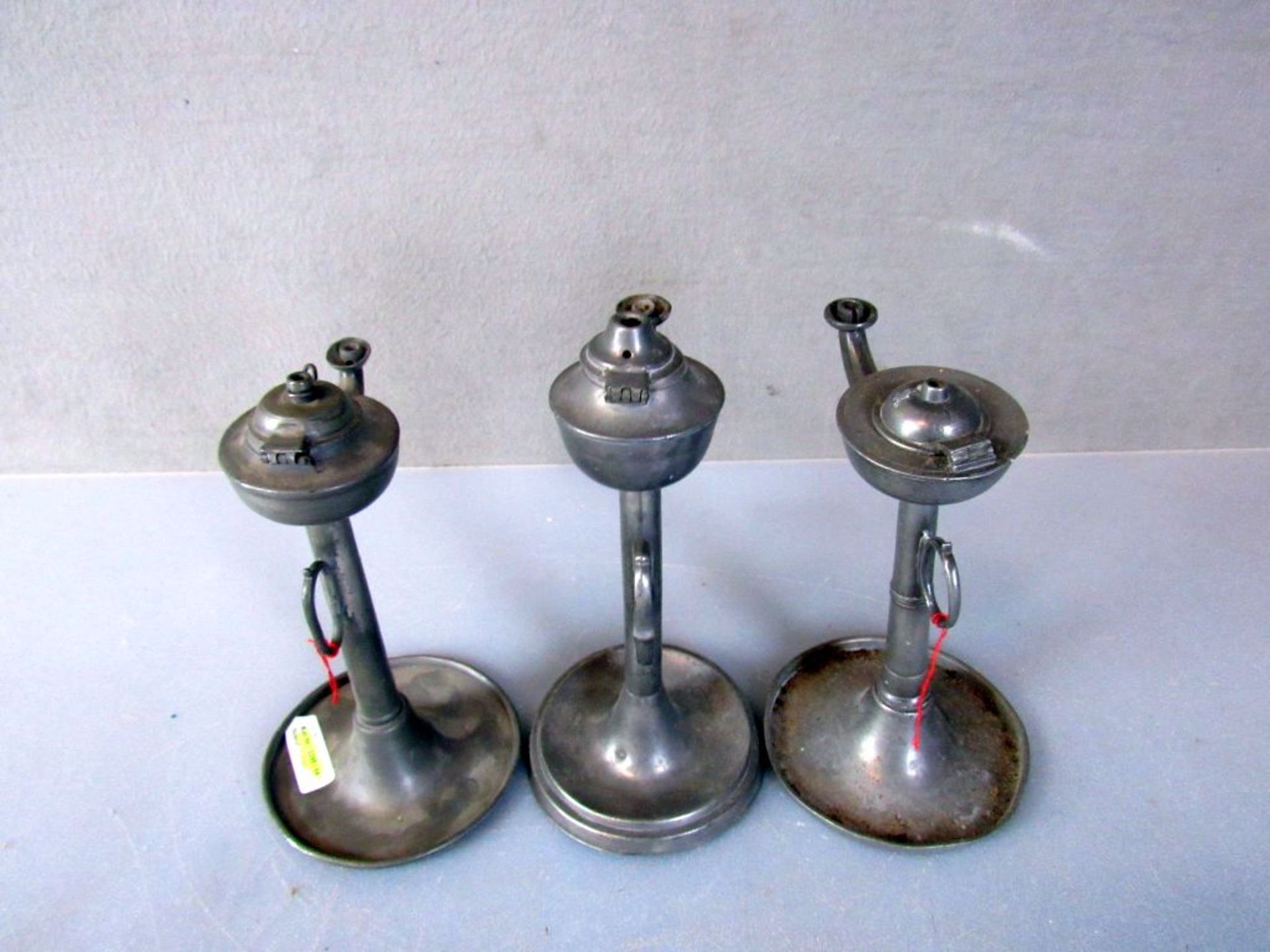 Drei antike Zinn Öllampen 1,5 kg - Bild 4 aus 6