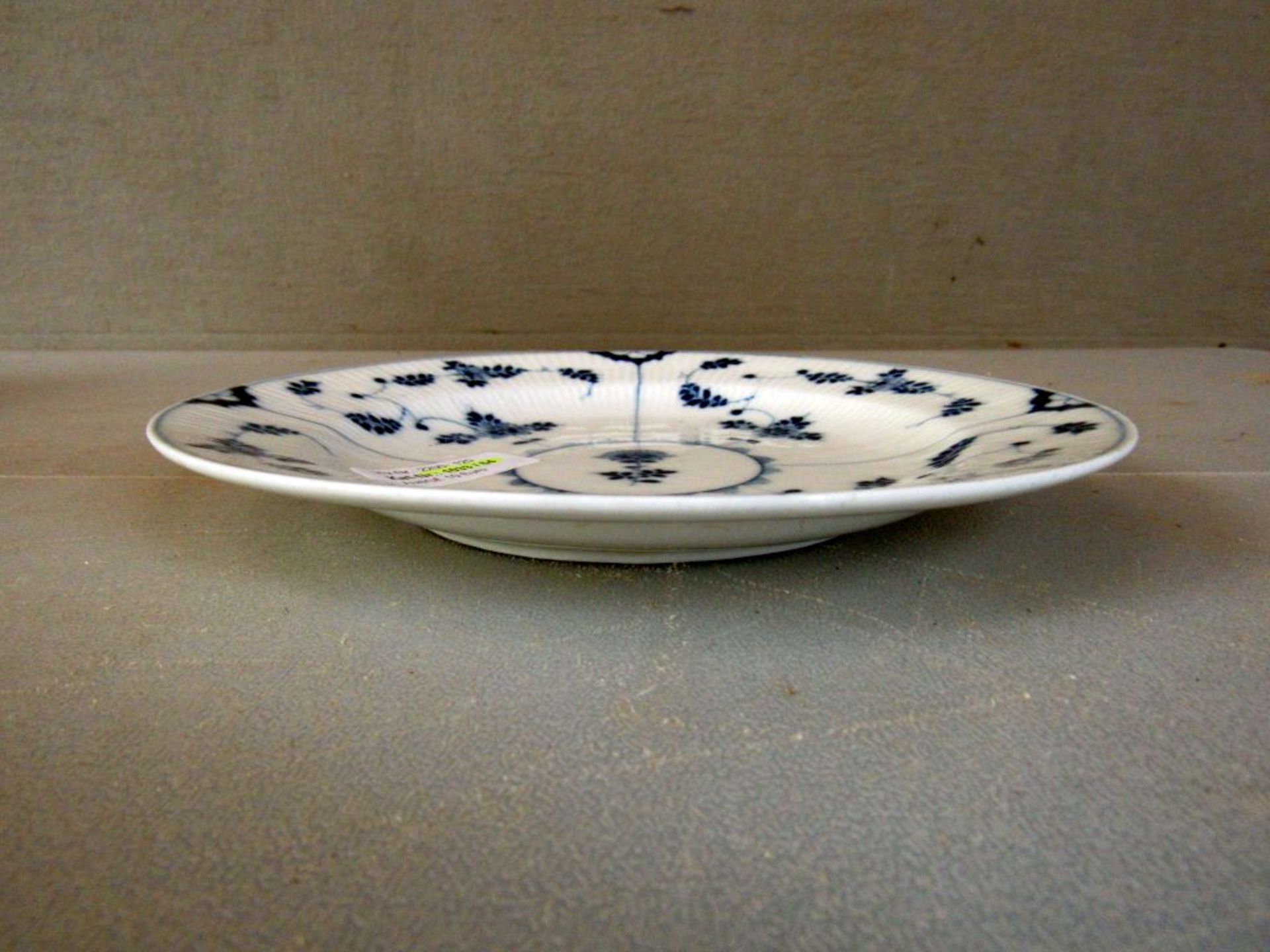 Teller Meissen Schwertermarke 23cm - Image 2 of 5