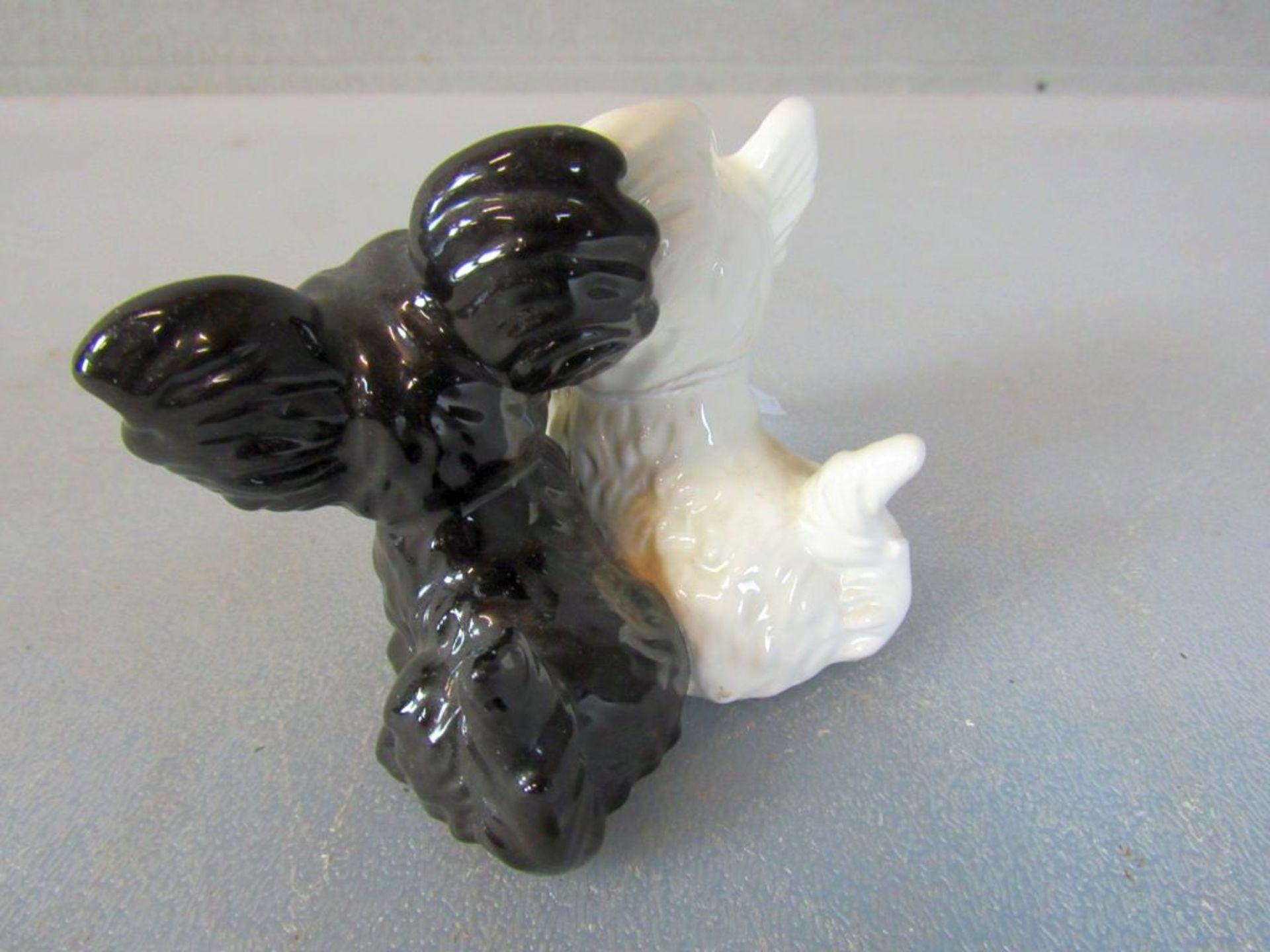 Porzallanfigur Goebel zwei Hunde black - Image 4 of 6