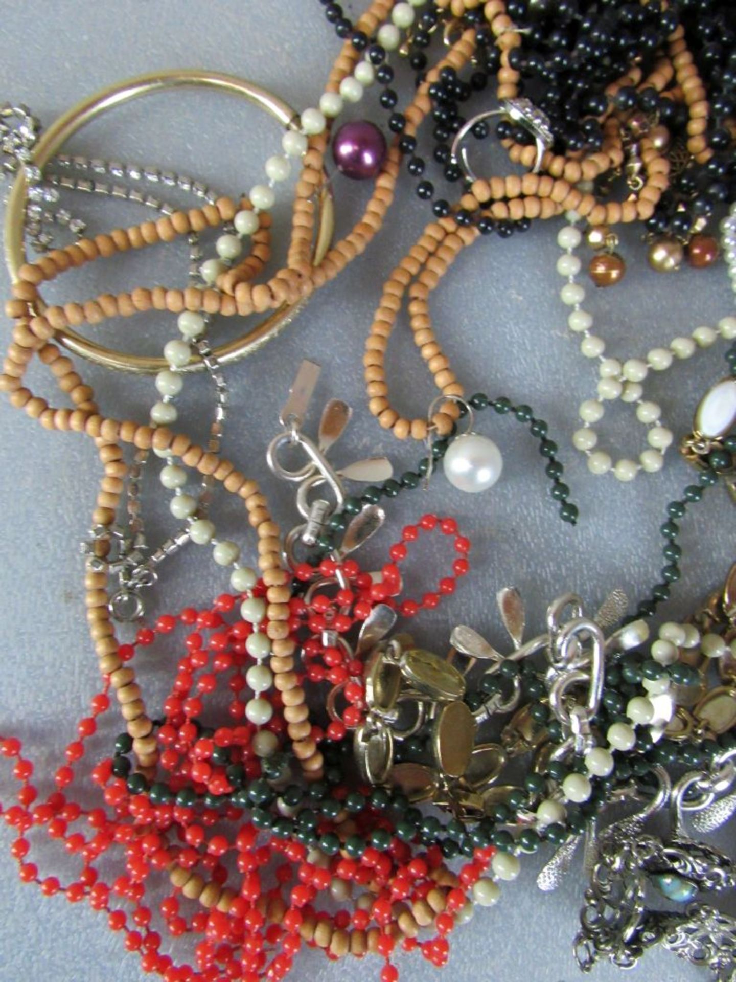 Interessantes Konvolut Modeschmuck - Bild 6 aus 9