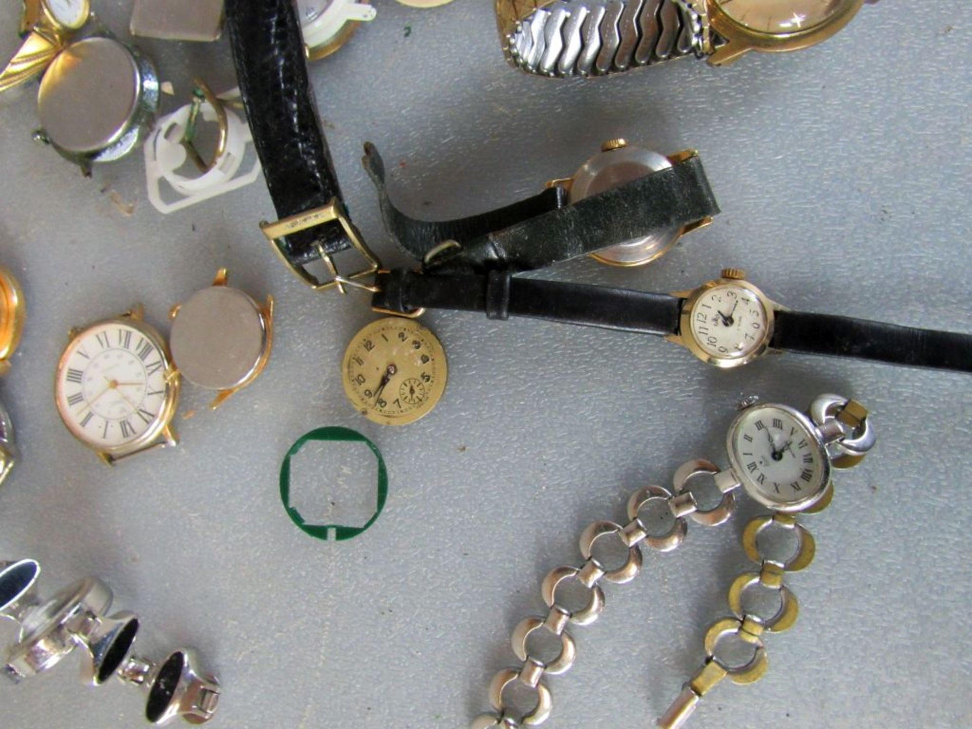 Konvolut Armbanduhren über 30 Stück - Image 8 of 10