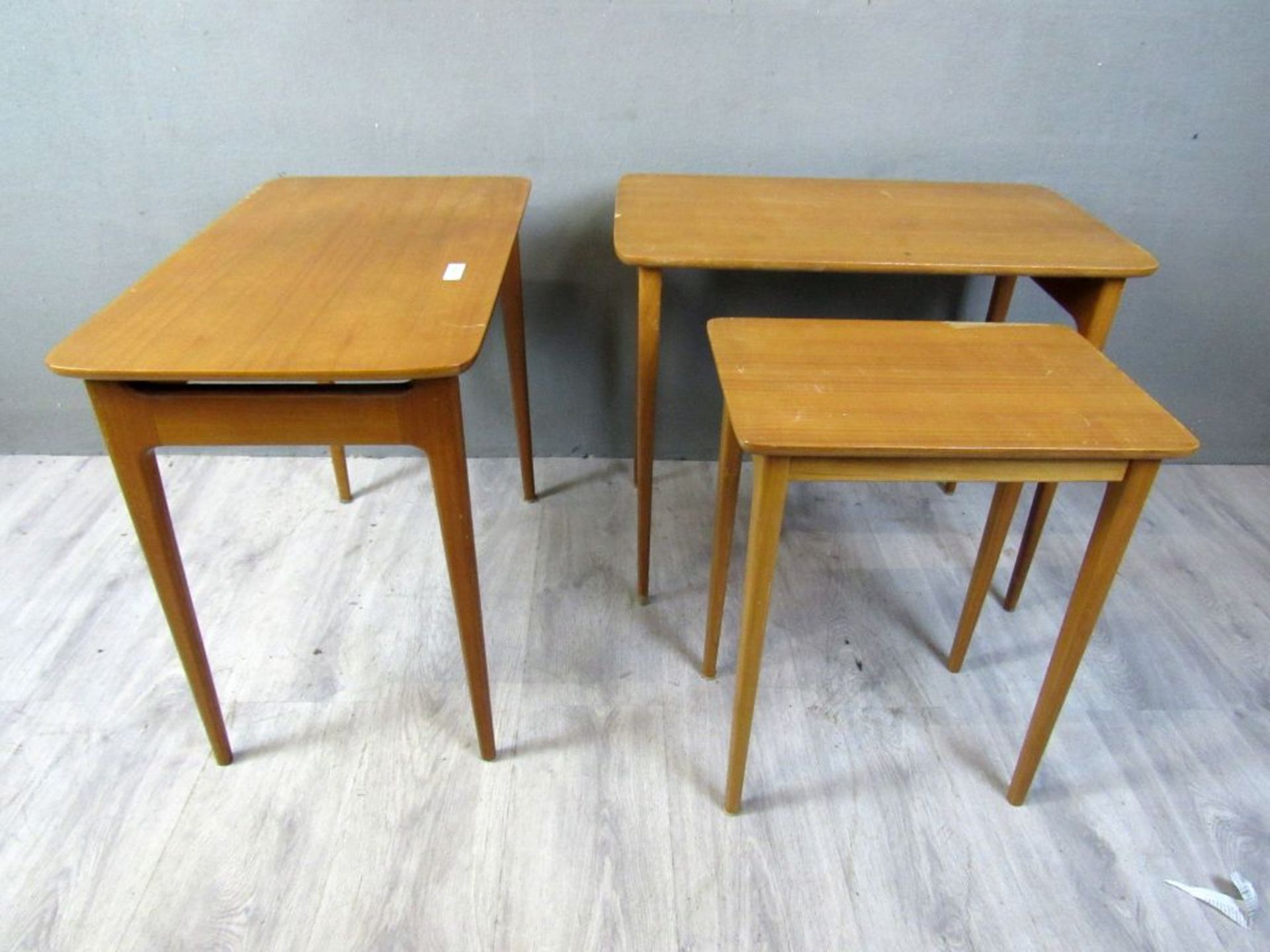 Danish Design drei Nissingtable 60er