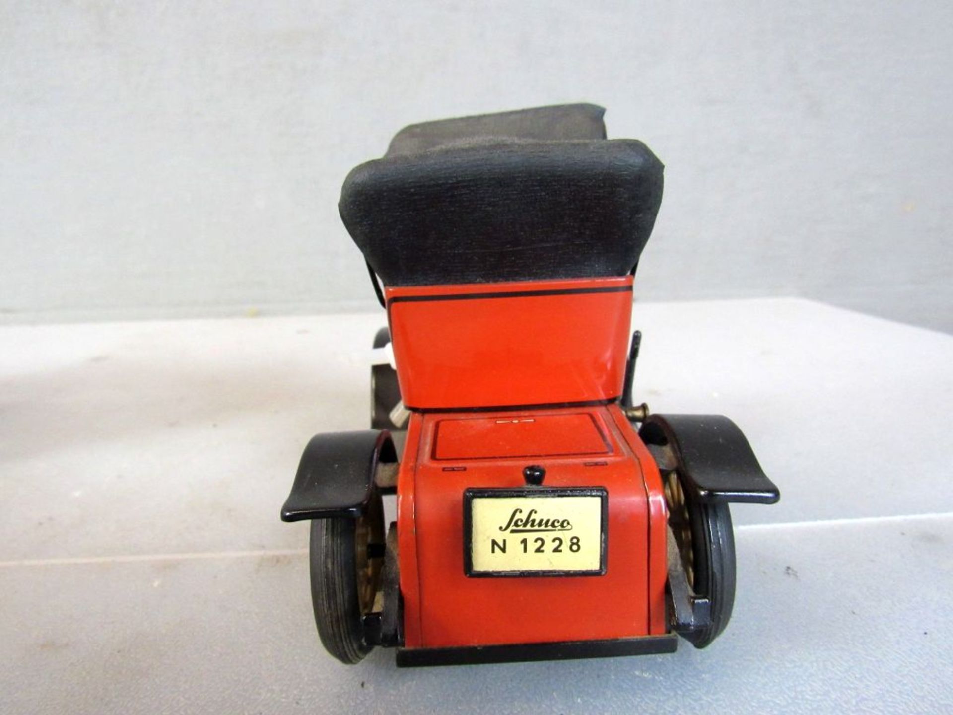 Spielzeug Schuco Modell 1228 Oldtimer - Bild 7 aus 10