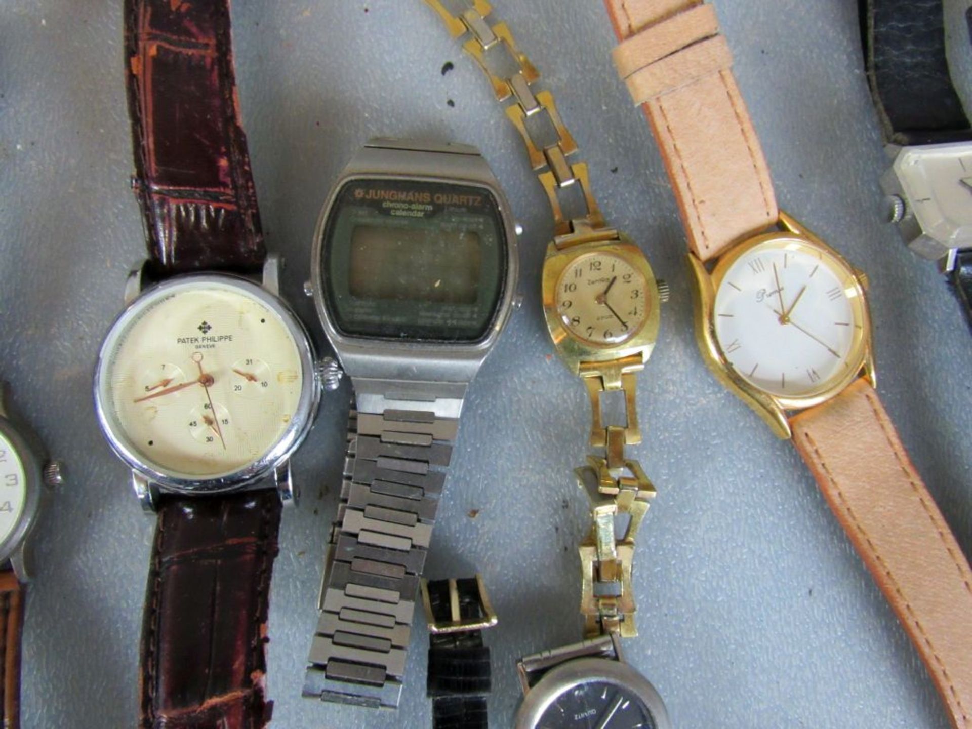 Konvolut Armbanduhren über 30 Stück - Bild 3 aus 10