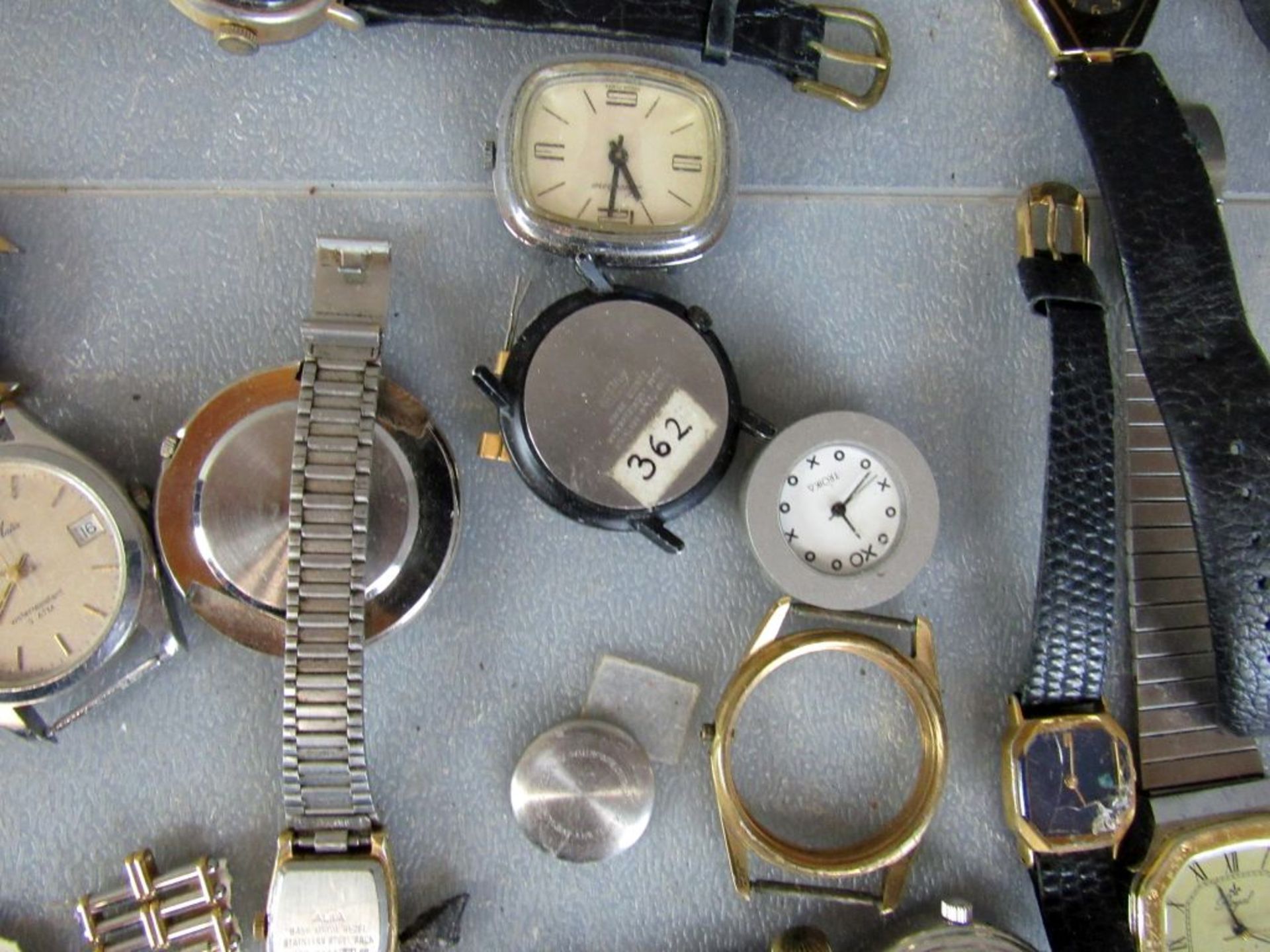 Konvolut Armbanduhren über 30 Stück - Image 10 of 10