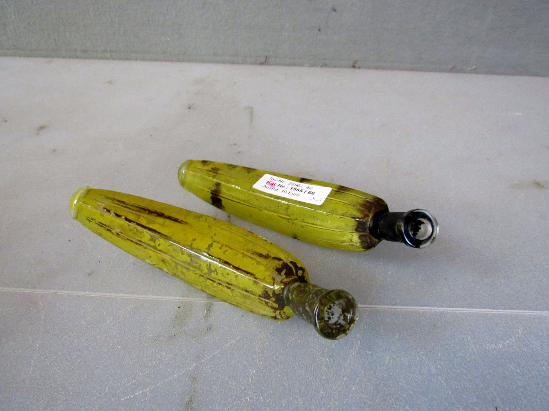 Zwei Bananen Glas 18cm innen hohl wohl - Image 3 of 6