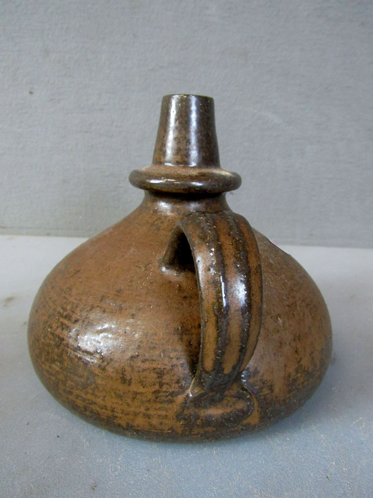 Keramik GefÃ¤ÃŸ unterseits gemarkt 21 cm - Image 3 of 7