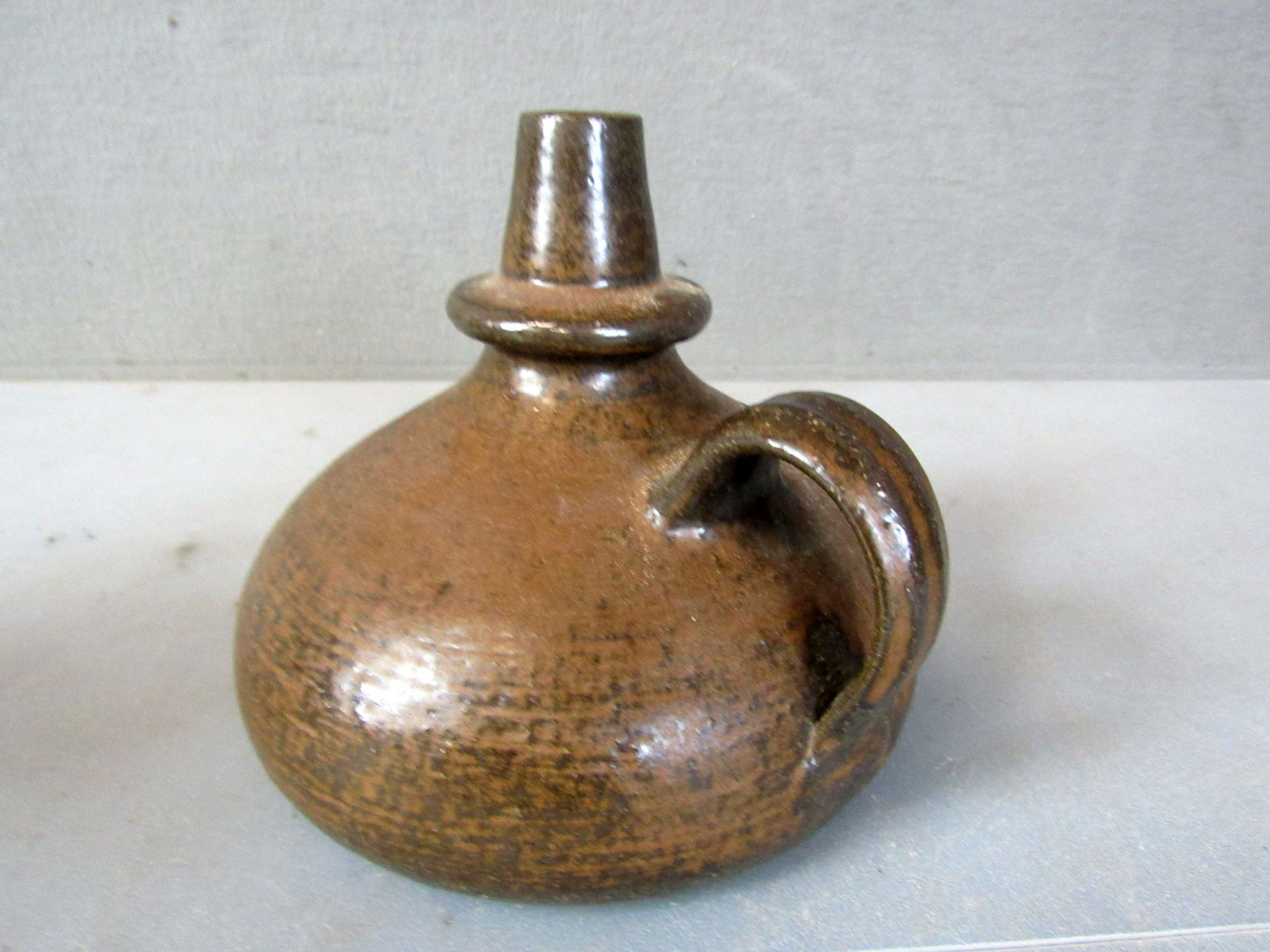 Keramik GefÃ¤ÃŸ unterseits gemarkt 21 cm - Image 4 of 7