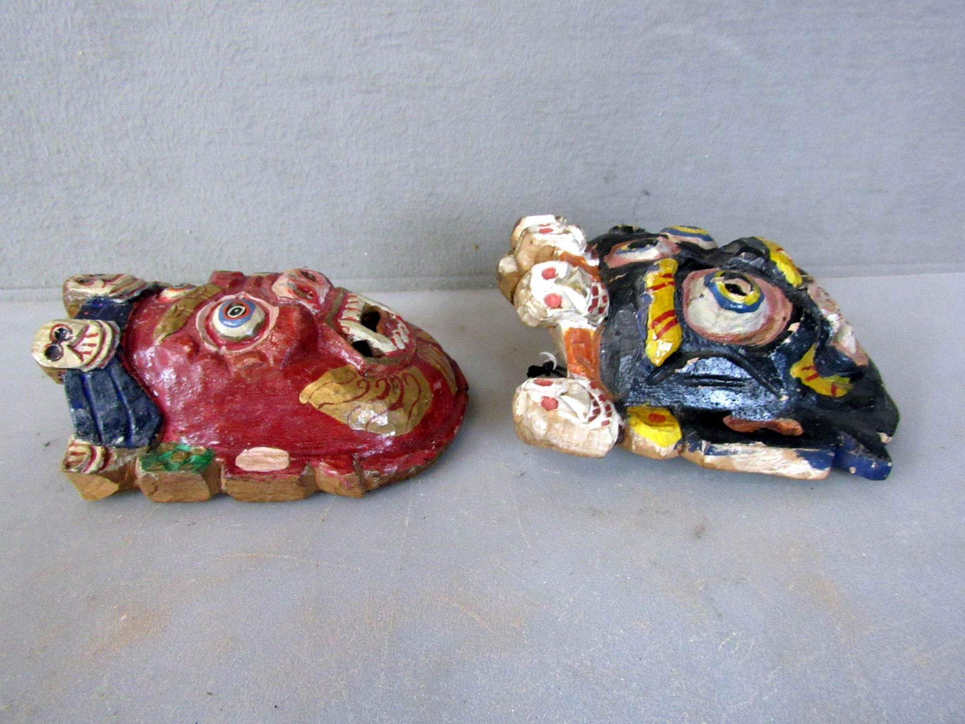 2 antike asiatische Wandmasken mit - Image 7 of 9