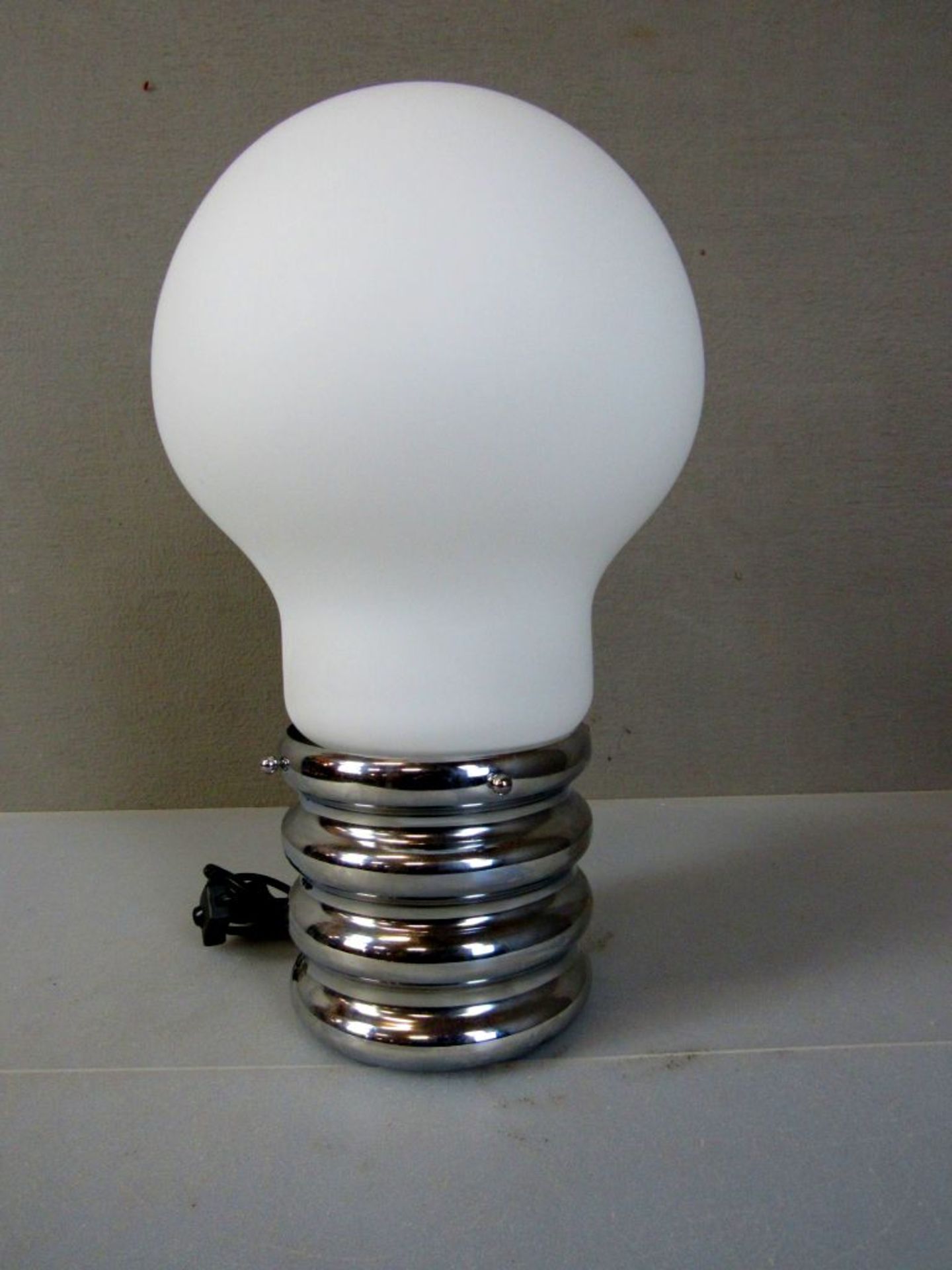 Tischlampe in Form einer GlÃ¼hlampe - Bild 4 aus 6