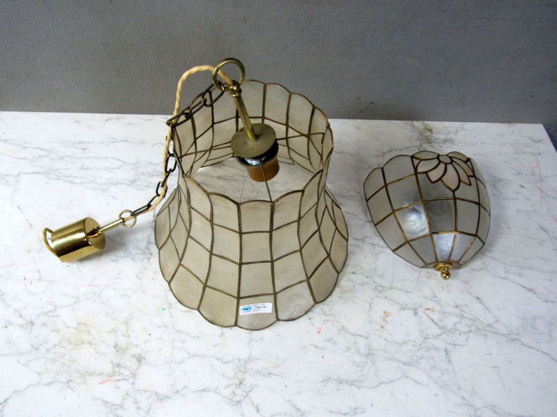 Vintage Deckenlampe plus Beigabe - Image 2 of 8
