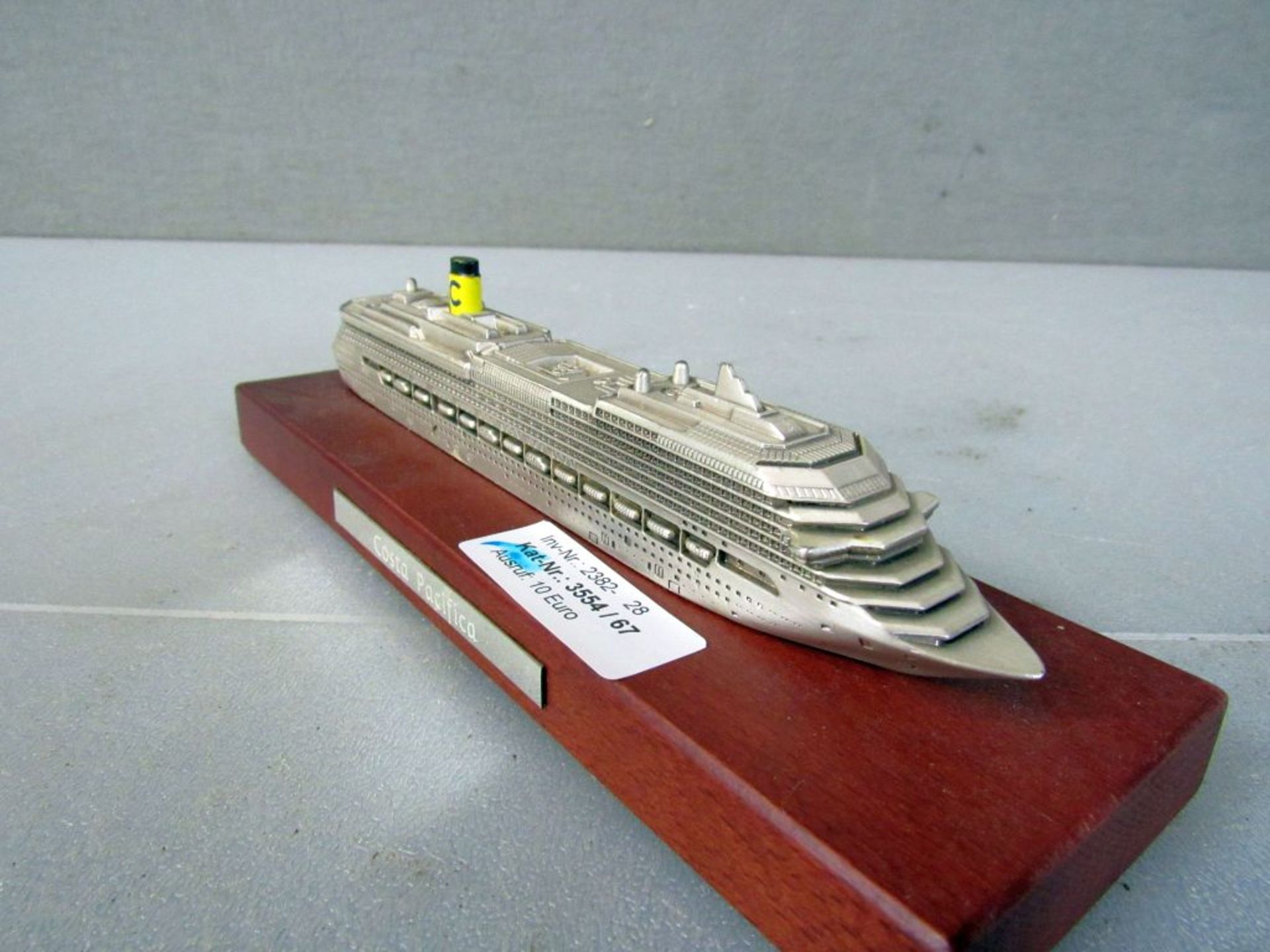 Modellschiff Kreuzer Metall auf - Image 3 of 10