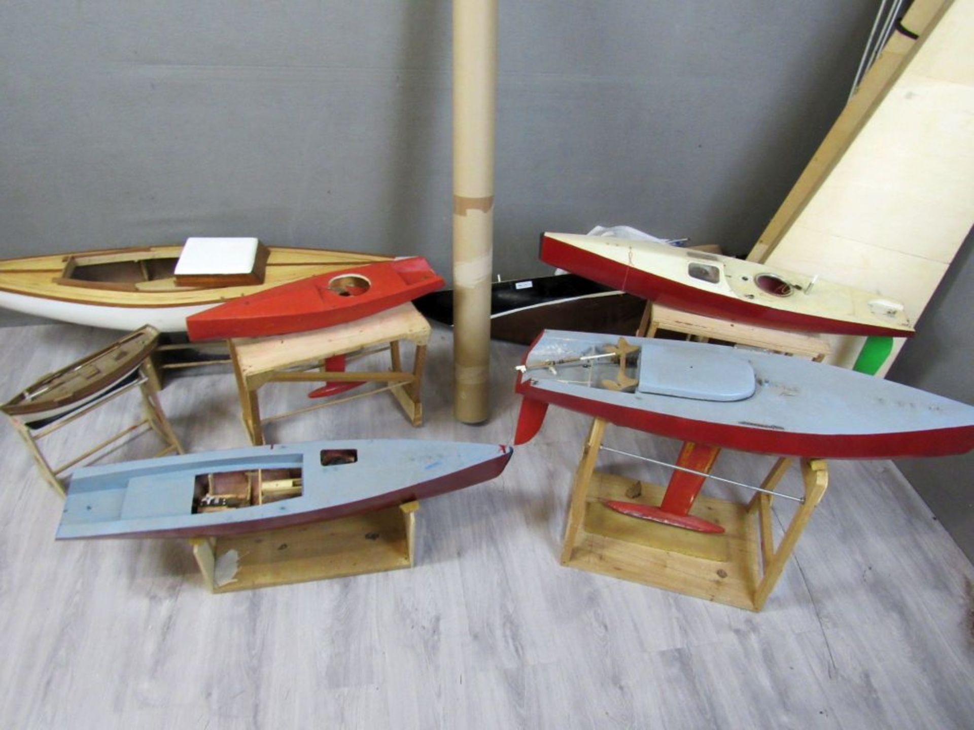Riesiges Konvolut Modellbau Schiffe - Bild 2 aus 10