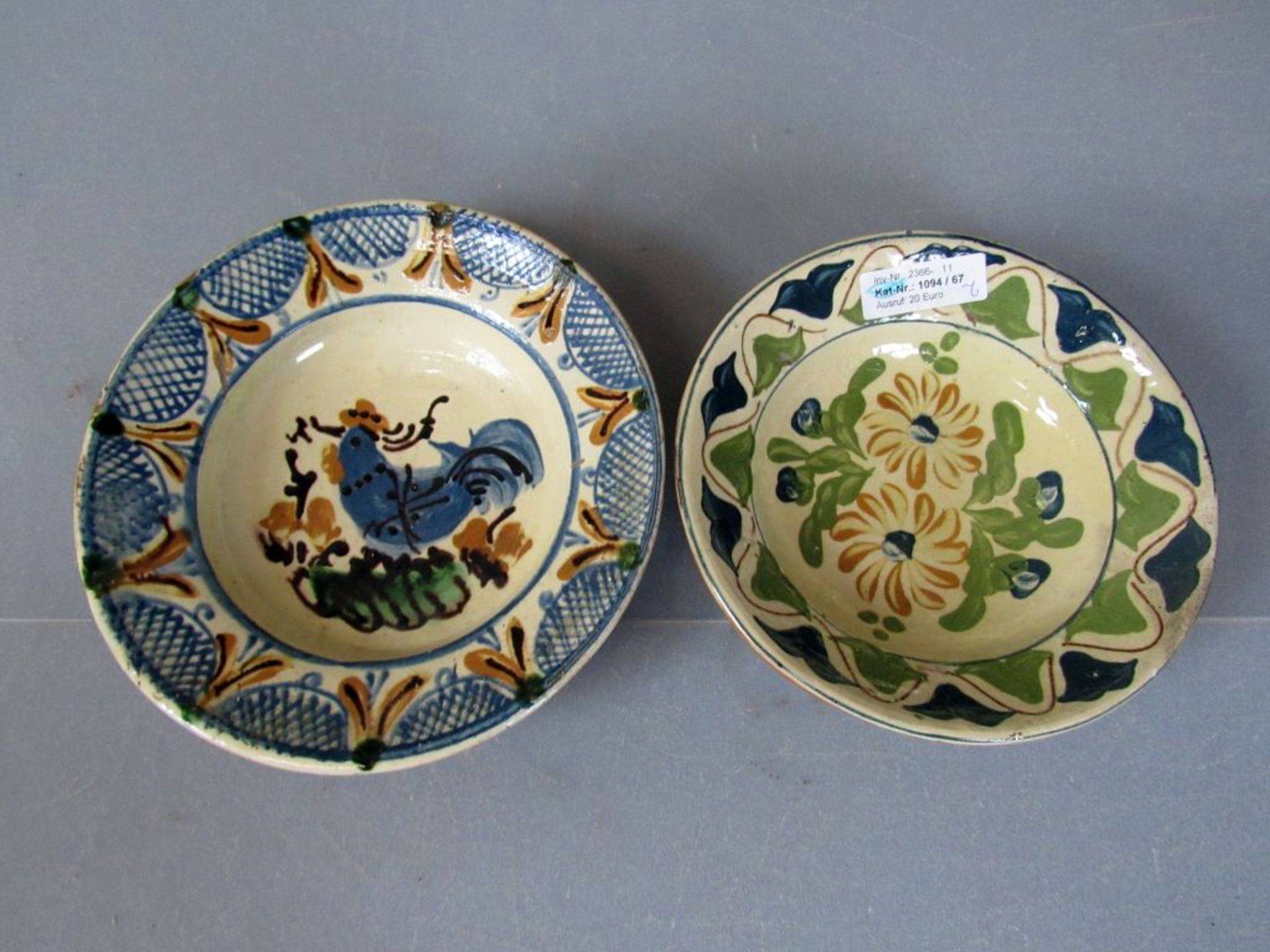 Zwei antike Teller lasierte Keramik 1x