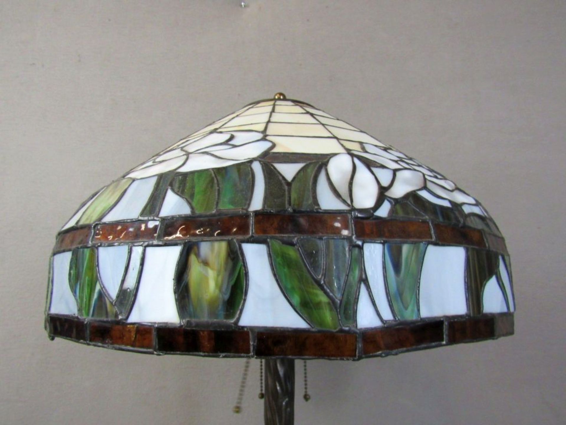 Stehlampe in Tiffany Manier FuÃŸ in - Image 8 of 10