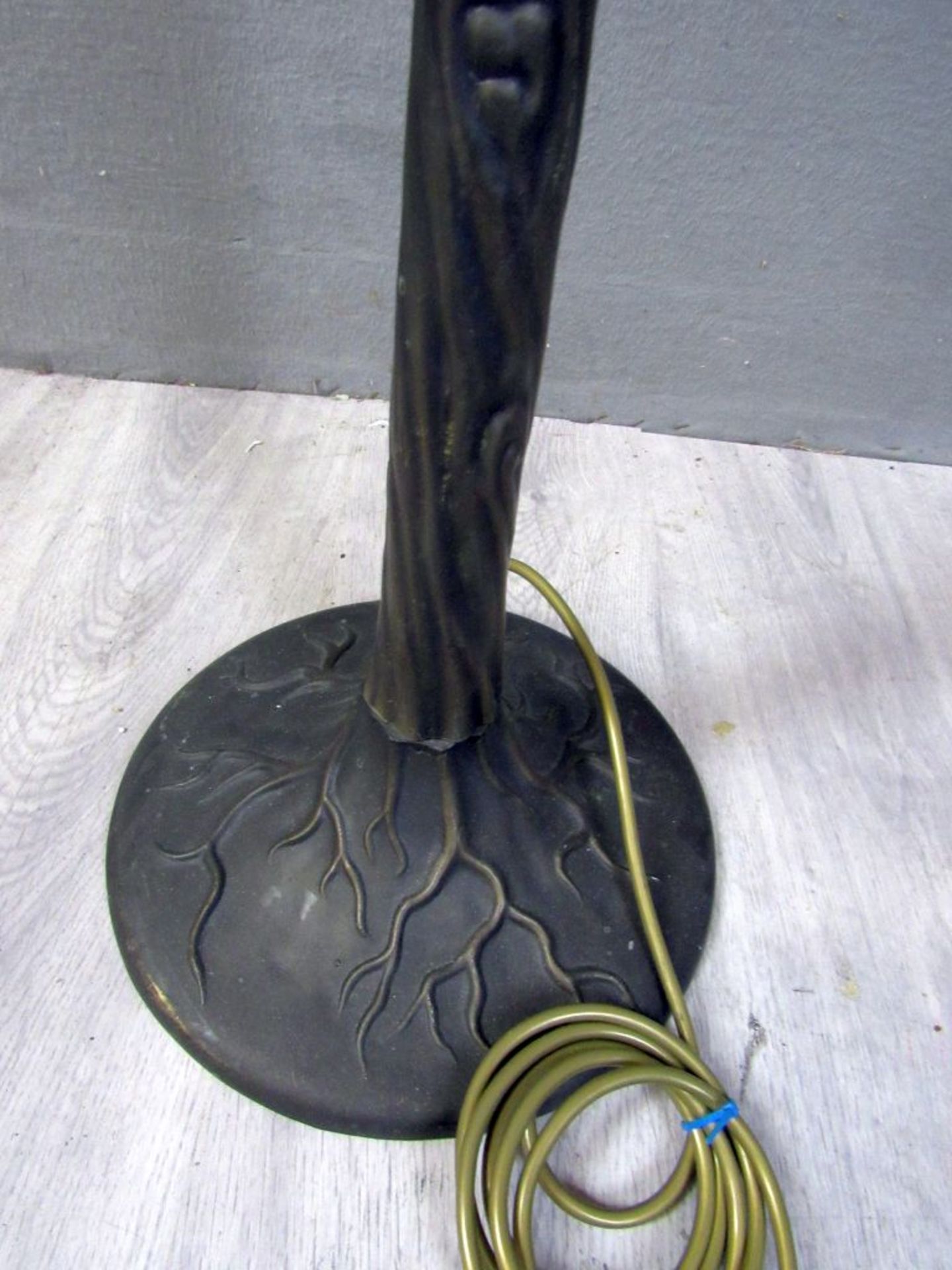 Stehlampe in Tiffany Manier FuÃŸ in - Image 9 of 10