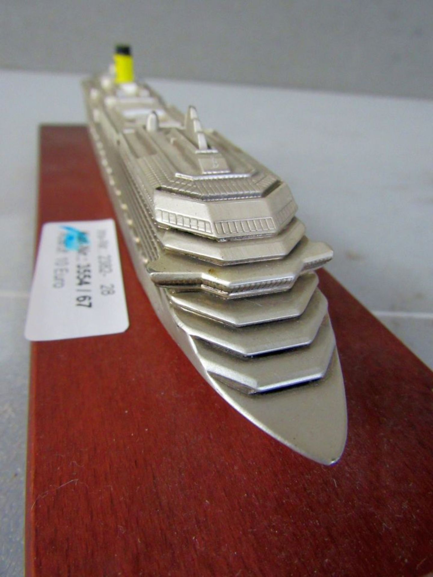 Modellschiff Kreuzer Metall auf - Image 4 of 10