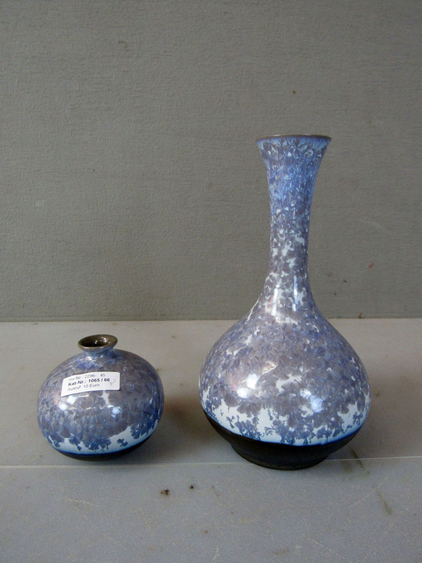 Zwei Vasen Hersteller LLADRO Spanien