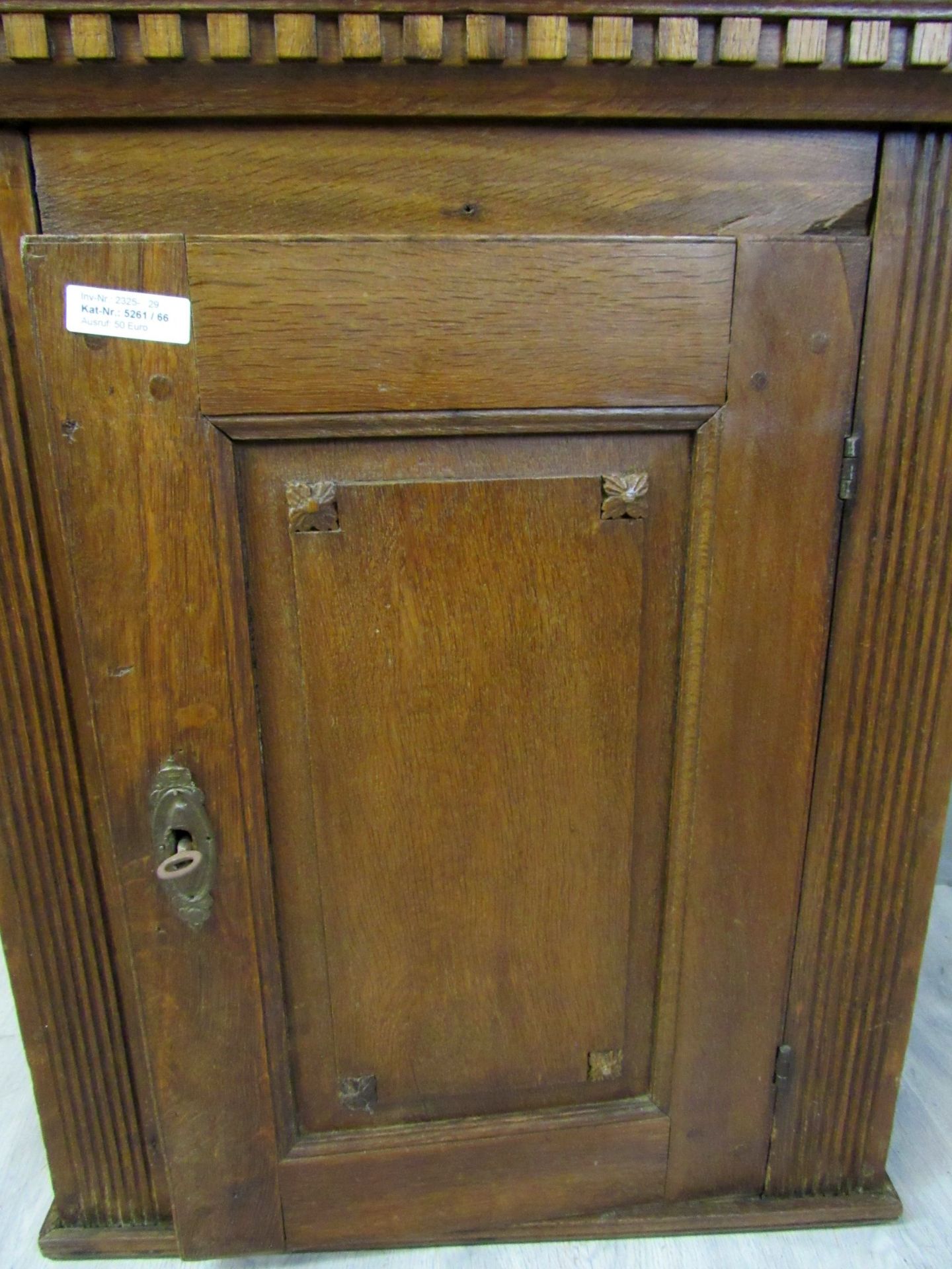 Wandschrank Eiche Barock um 1780 innen - Bild 3 aus 10