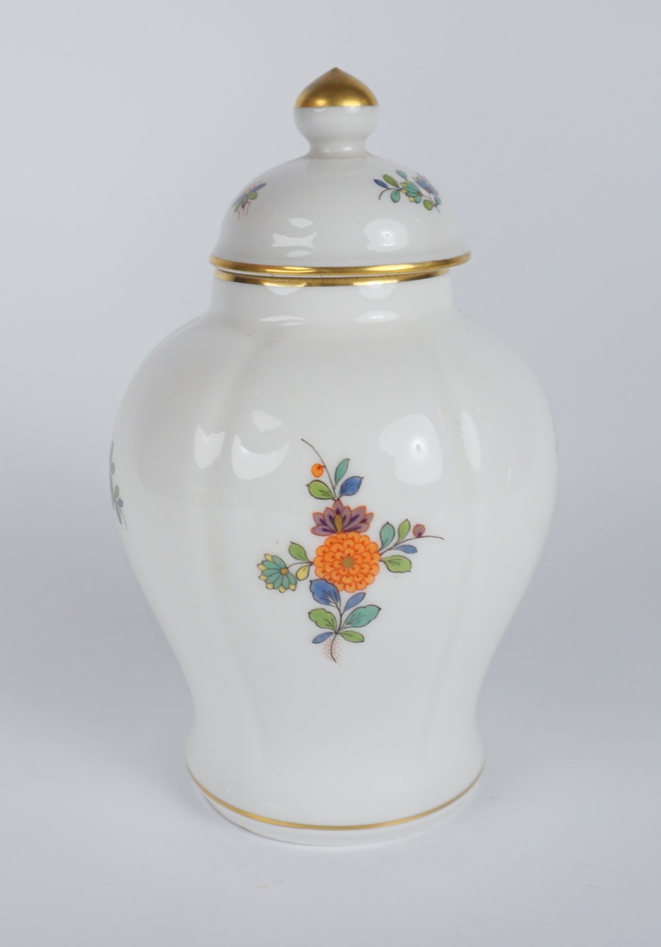 kleine Deckelvase, Indianische Blume, Meissen, nach 1935 - Bild 2 aus 3