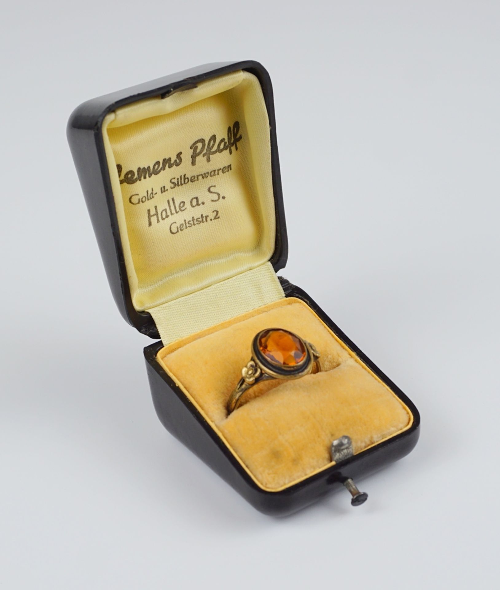 Bakelit-Ring-Etui mit Doublé-Ring, Jugendstil
