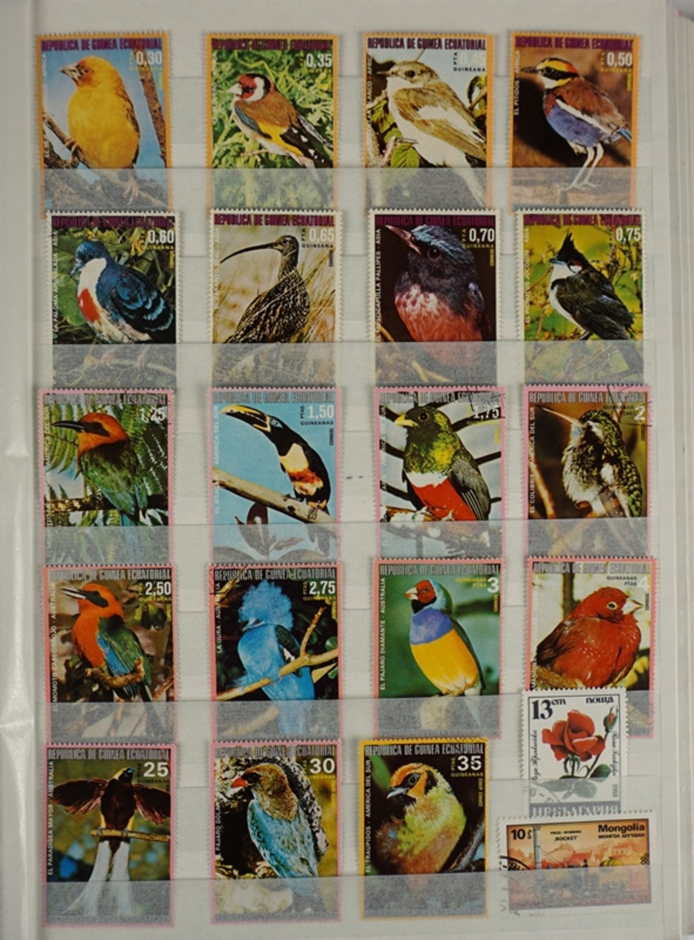 Sammlung von ca. 2.300 Briefmarken alle Welt, unterschiedliche Motive, im Steckalbum - Image 2 of 5