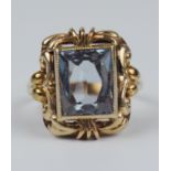 Ring mit aquamarinblauem Stein, 333er Gold, Gew.4,87g