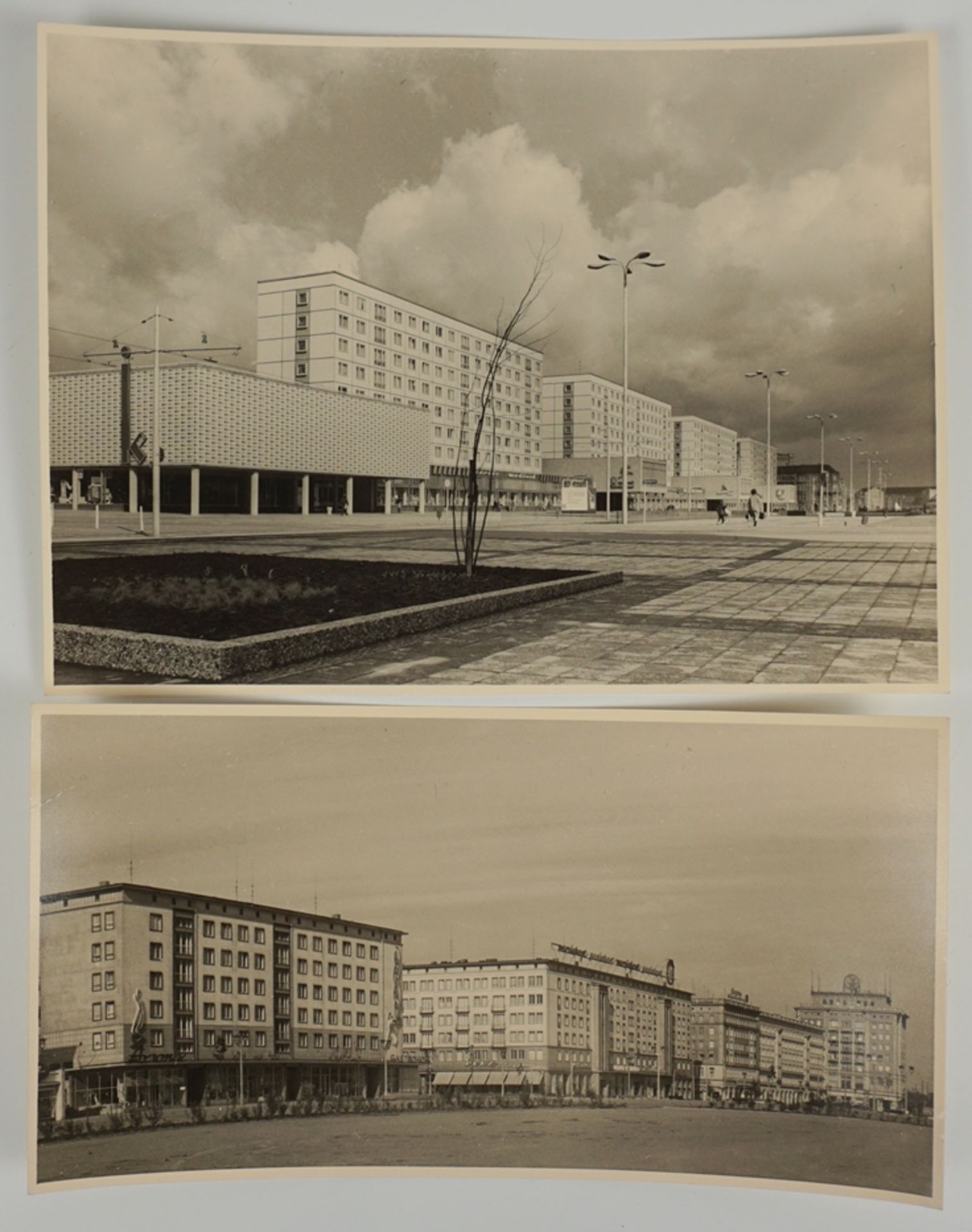 8 großformatige sw-Fotos, Magdeburg, 1970er Jahre - Bild 2 aus 3