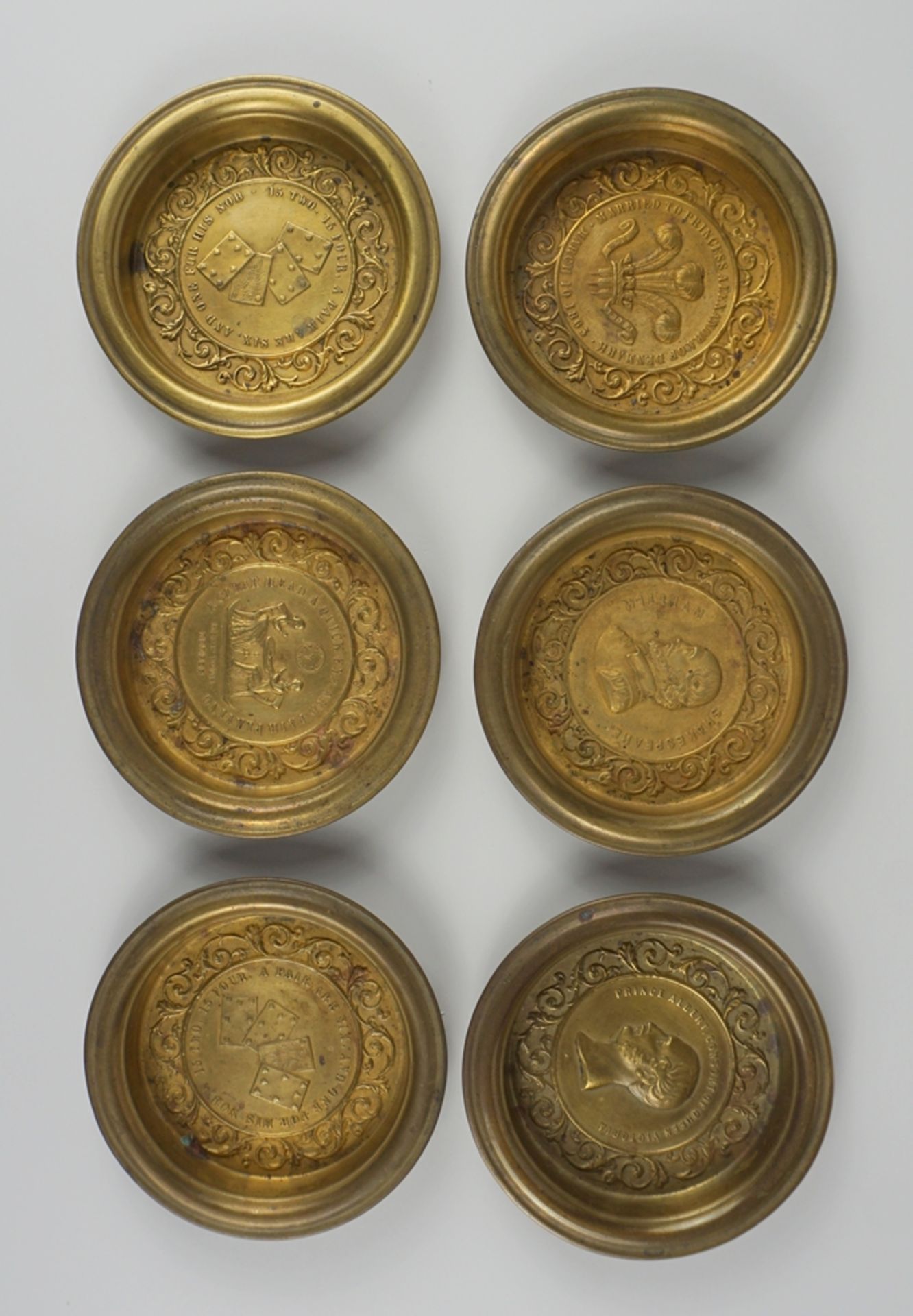 6 Untersetzer / Münzschälchen, wohl für Cribbage, England, um 1890