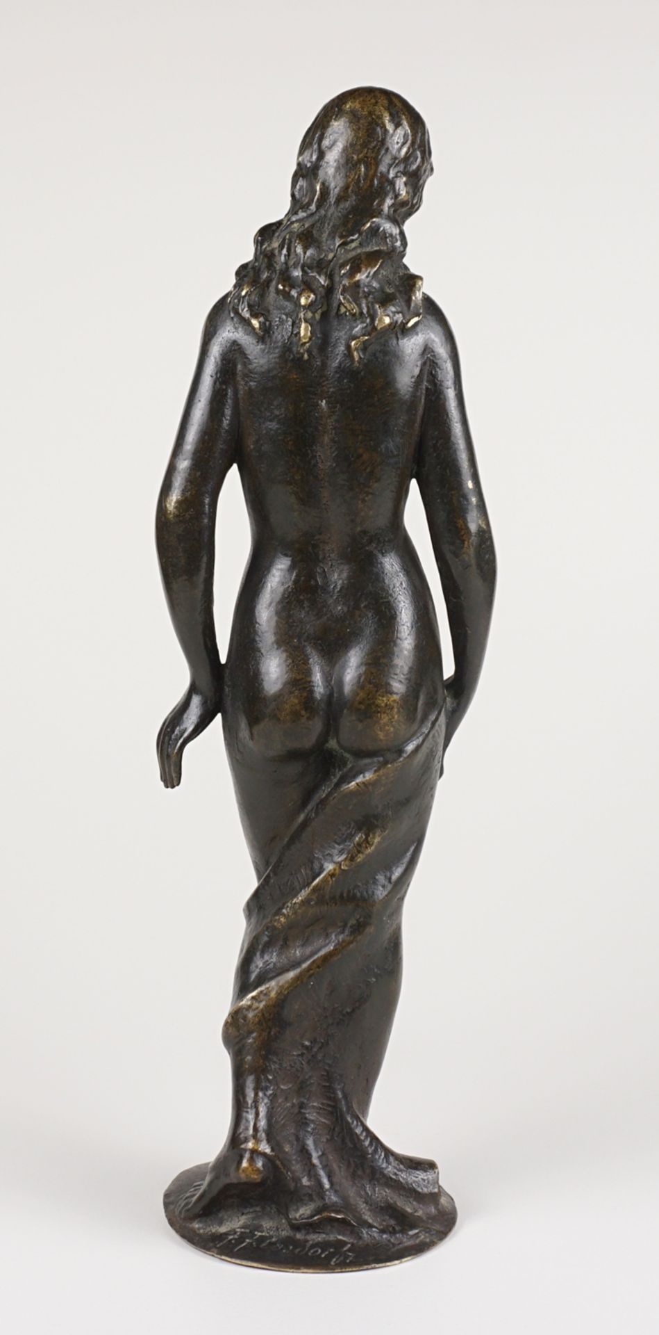 Ferdinand Flosdorf (Köln 1881 - Düsseldorf 1956), "Stehender Frauenakt"., Bronze - Bild 2 aus 3