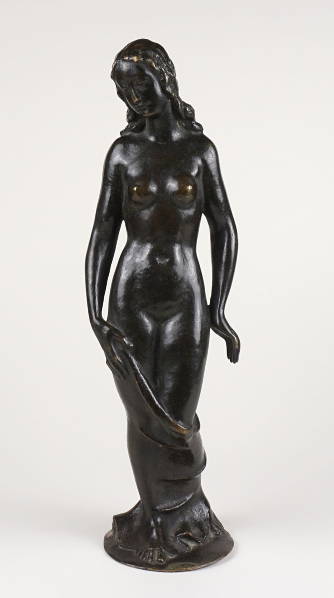 Ferdinand Flosdorf (Köln 1881 - Düsseldorf 1956), "Stehender Frauenakt"., Bronze