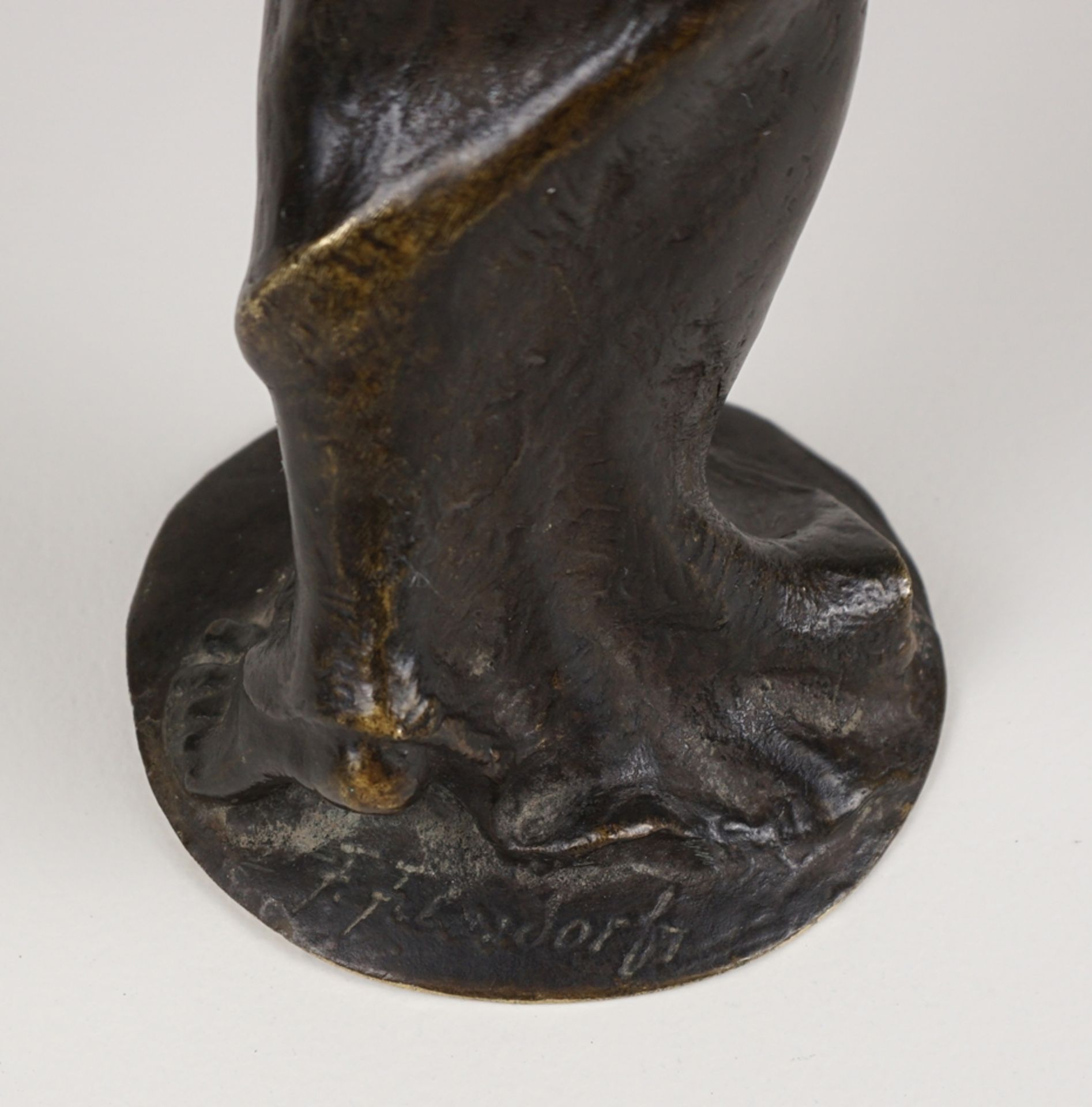 Ferdinand Flosdorf (Köln 1881 - Düsseldorf 1956), "Stehender Frauenakt"., Bronze - Bild 3 aus 3