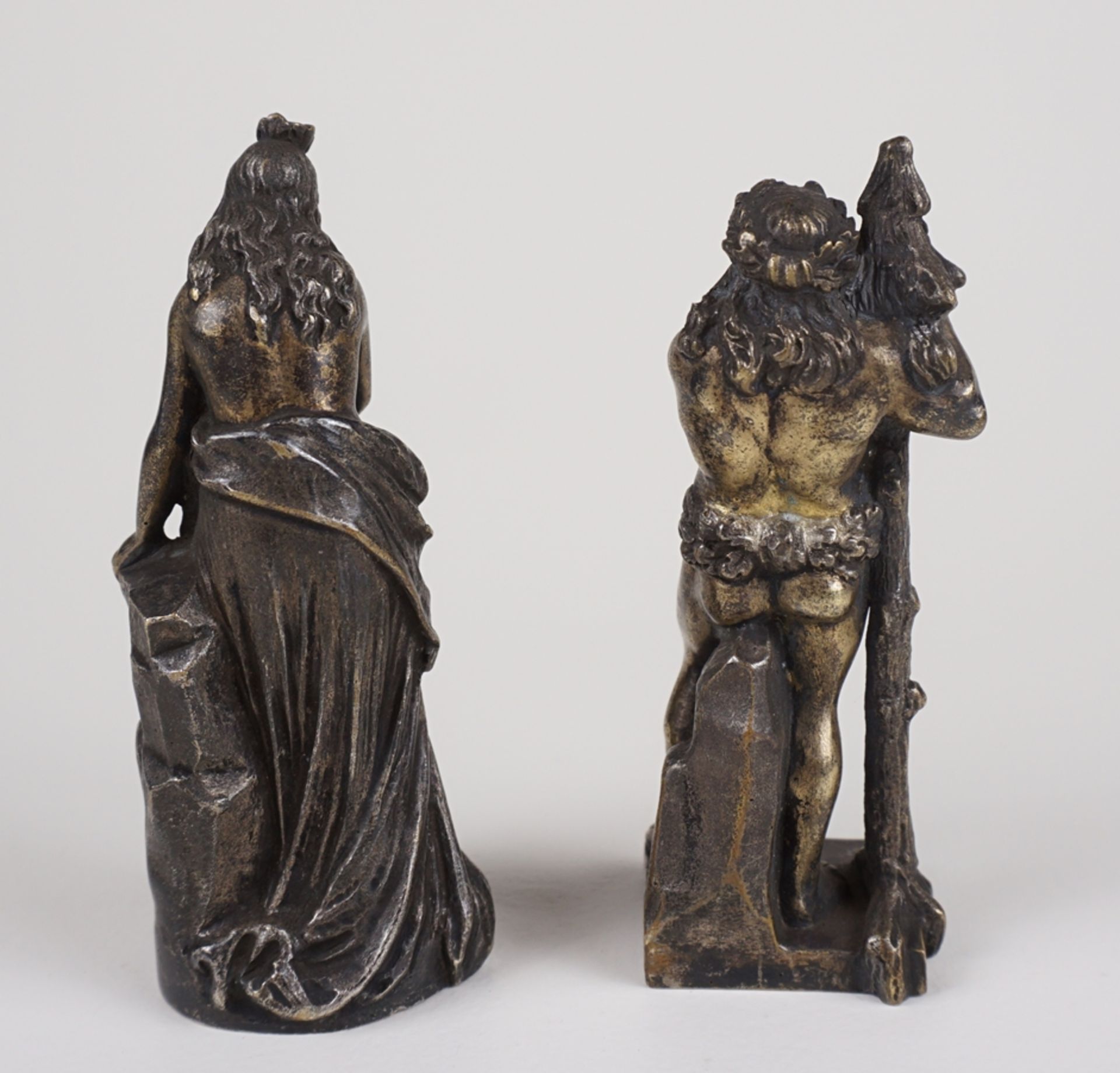 2 mythologische Bronzefiguren, wohl Rübezahl und Königstochter Emma - Bild 2 aus 2