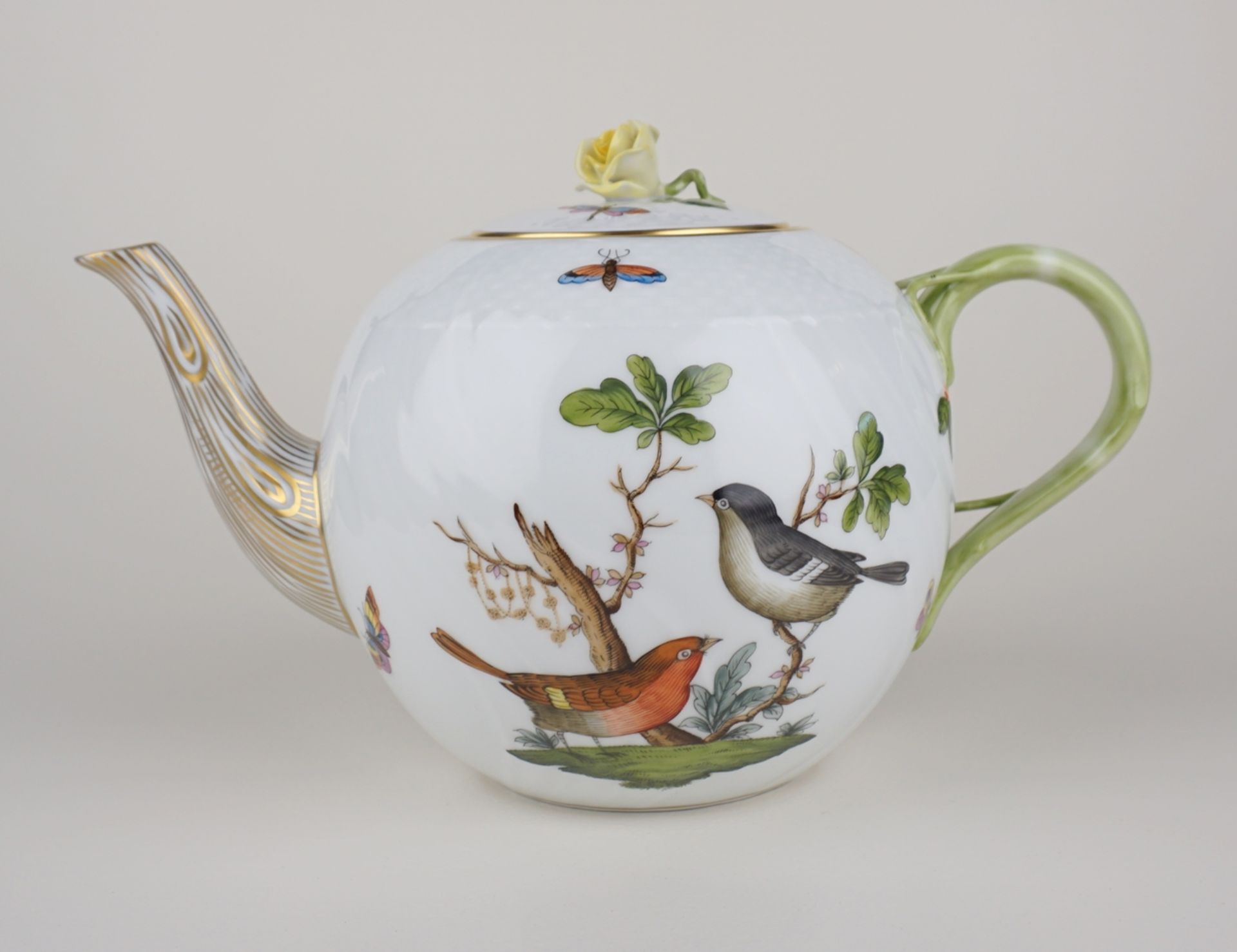 Teekanne mit Vogelmotiven, Korbgeflechtrelief, Astwerkhenkel, Herend, Rothschild, Ungarn, 2.Hälfte