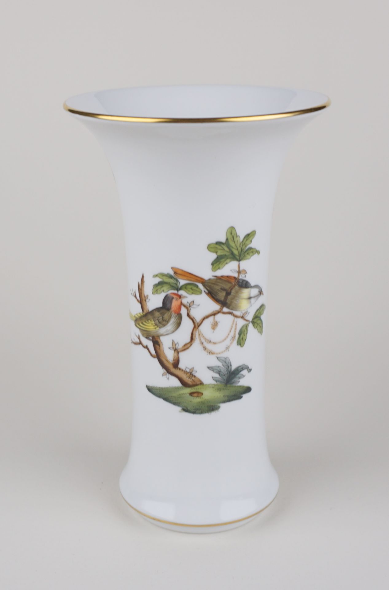 zylindrische Vase mit weiter Mündung und Vogelmotiven, Herend, Rothschild, Ungarn, 2.Hälfte 20.Jh.