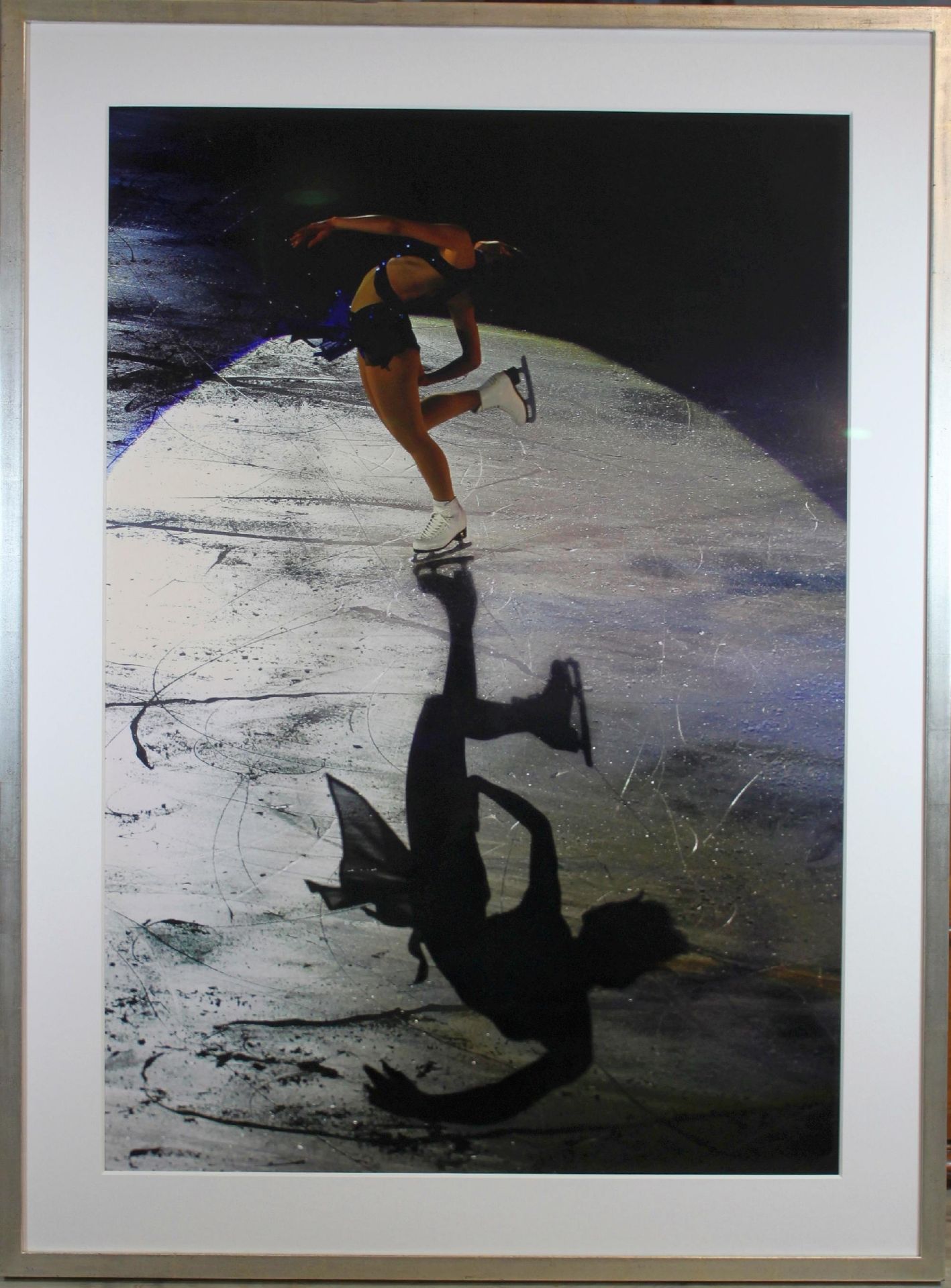 Laci Perenyi (Zeitgenössische Sportfotograf), Eiskunstlauf, Farbfoto, Darstellung: ca. 108,5 x 74,