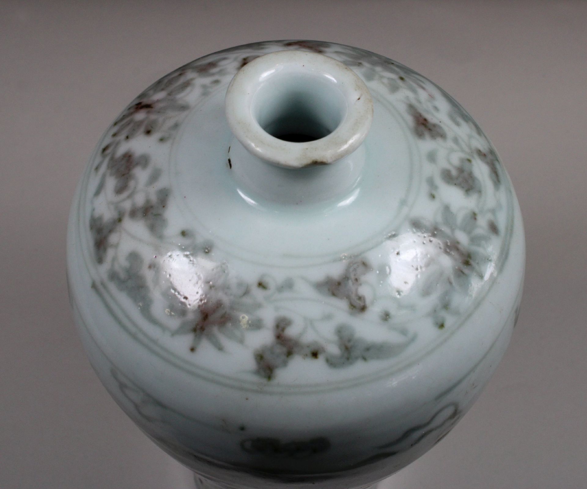 Meiping Vase, China, Porzellan, 18. Jh., ohne Marke, Drachendekor, Maße: H. 25,5 cm. Guter - Bild 3 aus 4