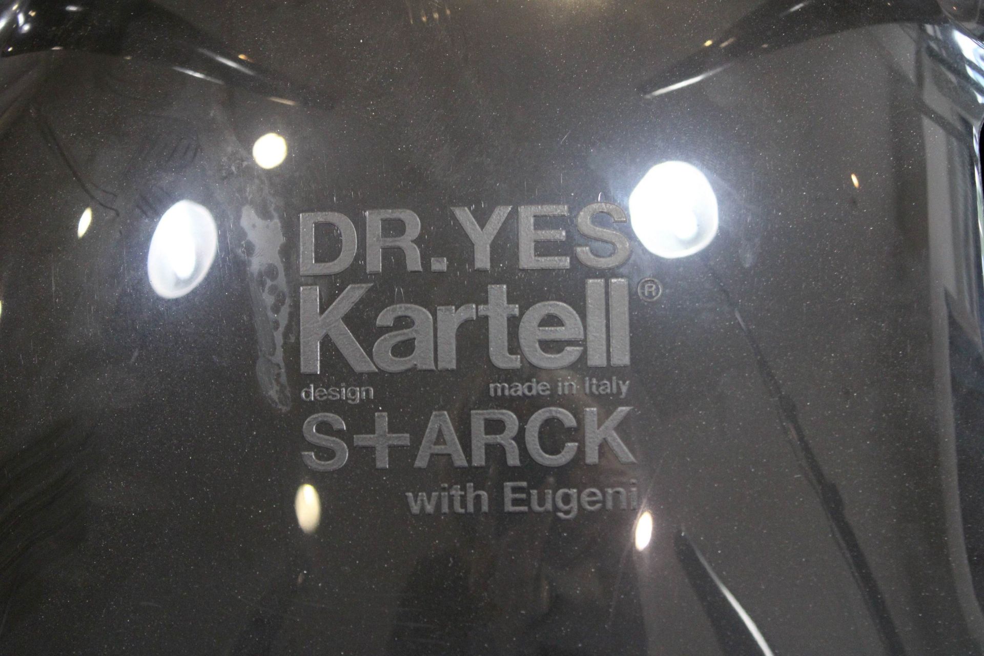 Designstuhl Dr. Yes, Hersteller Kartell, Designer Philippe Starck, stapelbar, wohl aus Polypropylen, - Image 2 of 3
