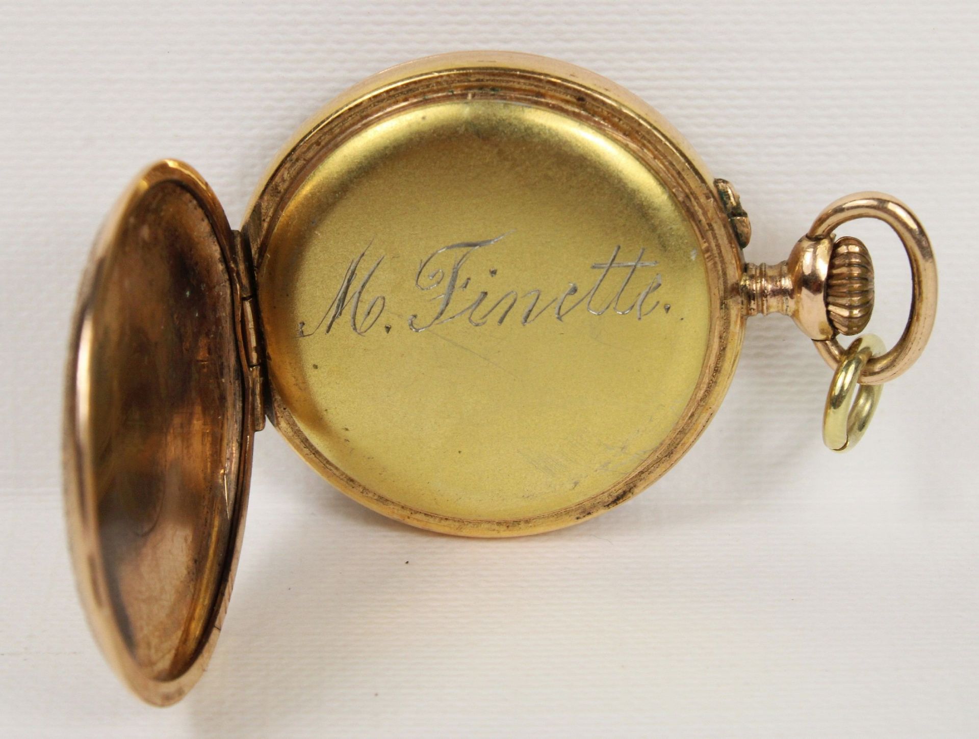 Goldene Damenuhr, Ende 19. Jh., 585er Gold, Ruckdeckel stark ziseliert und vaziert, Gewicht: 20,08  - Bild 3 aus 4