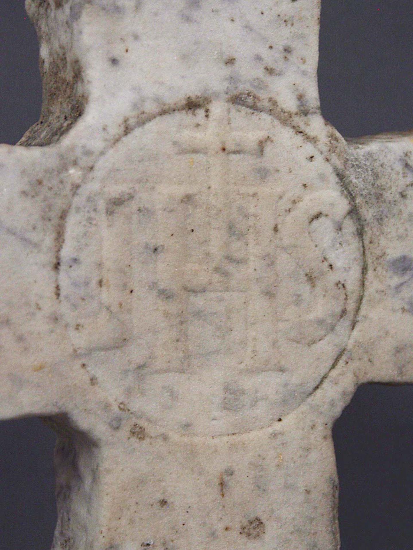 Kreuz mit Christusmonogramm - Bild 2 aus 2