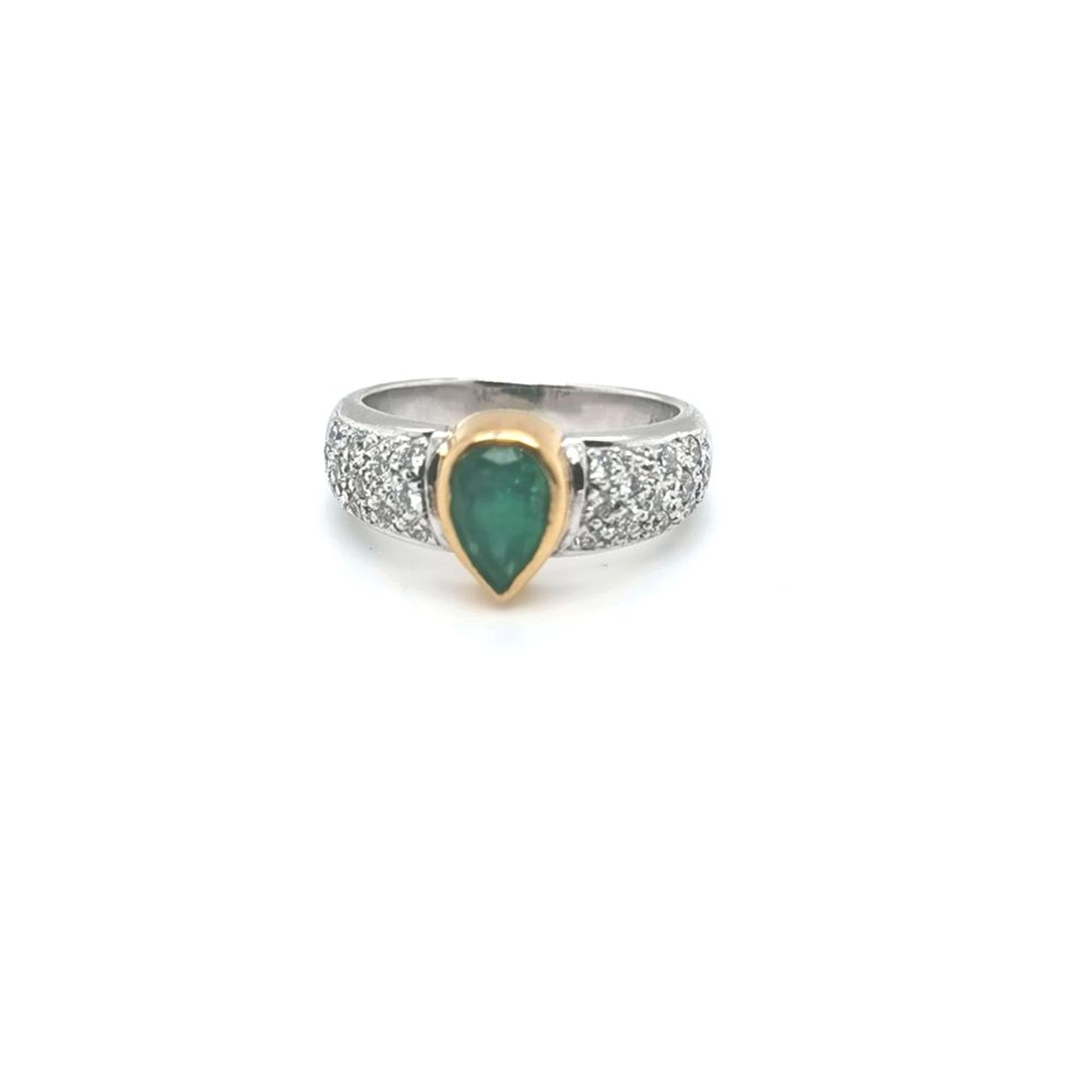 Smaragd-Ring, 750 WG 8,8