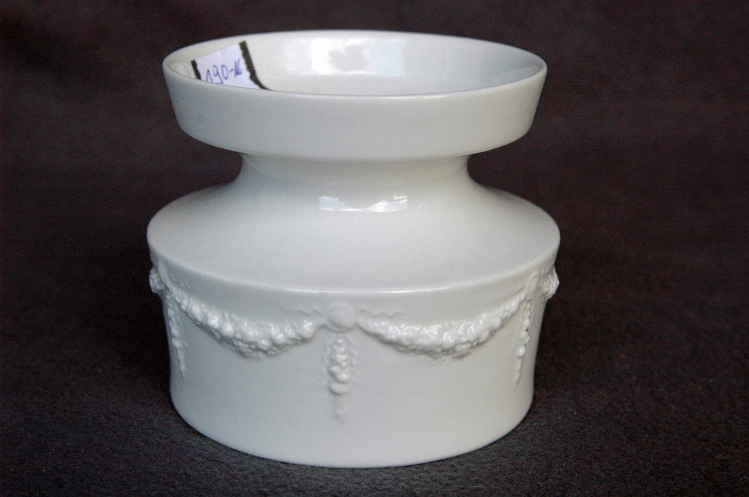 Vase, Unterweißbach, GDR, h= 9 cm, Ø 9 cm