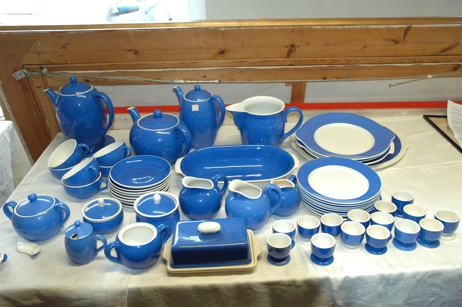 V&B-Service, Keramik blau: Kaffeekanne, Mokkakanne, Teekanne, Milchkanne, Kannenuntersetzer,